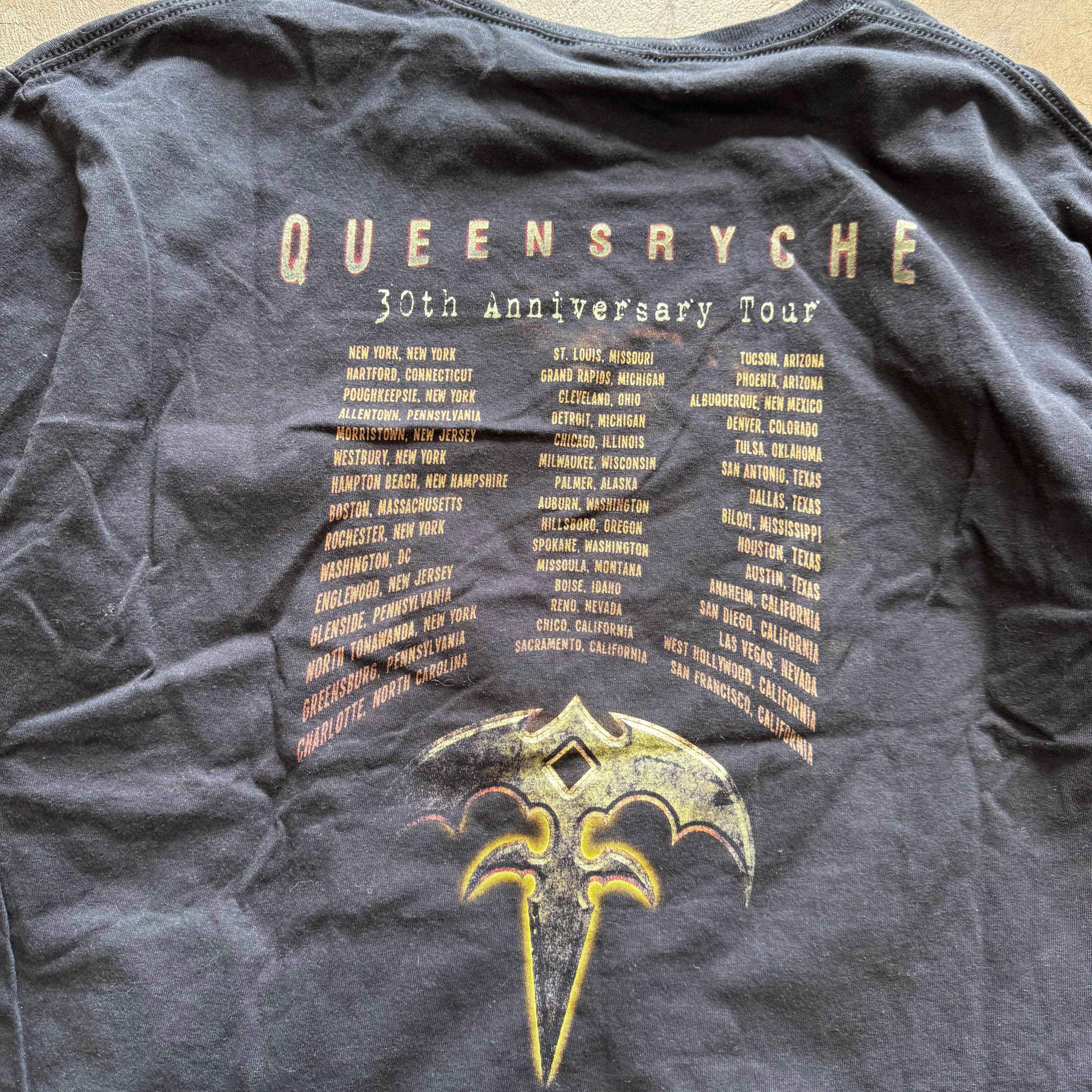 size - xl vintage ' queensryche 30th anniversary tour ' band tee