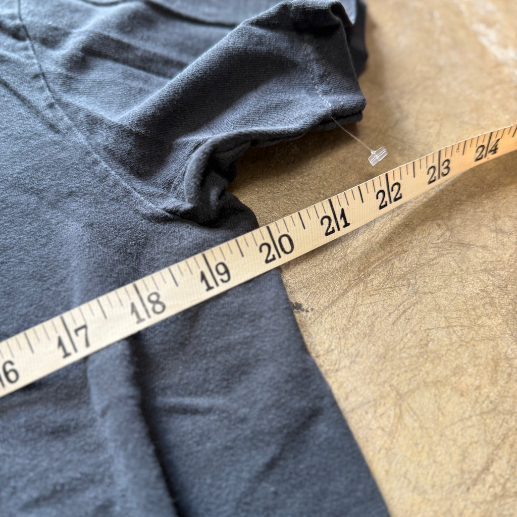 size medium - vintage ' quicksilver ' tee