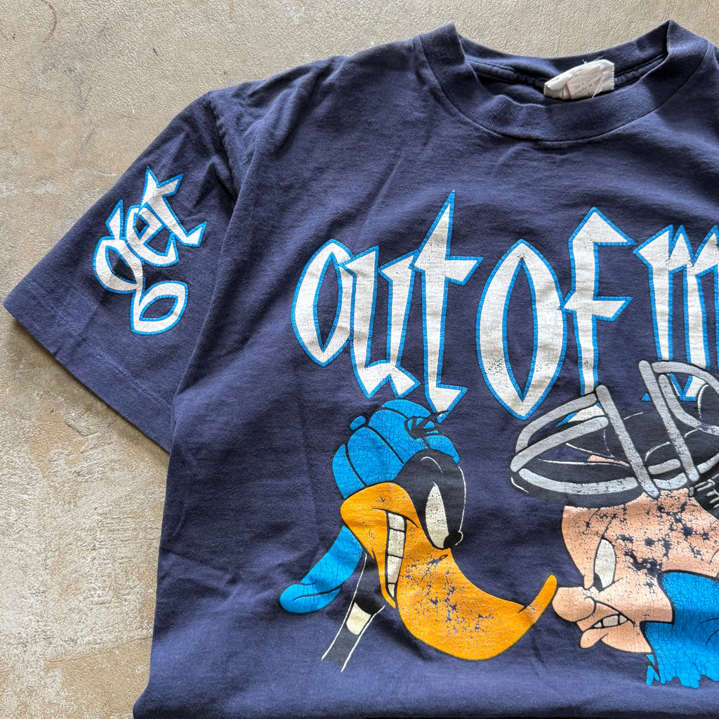 size large - Vintage Looney Tunes Get Outa My face tee