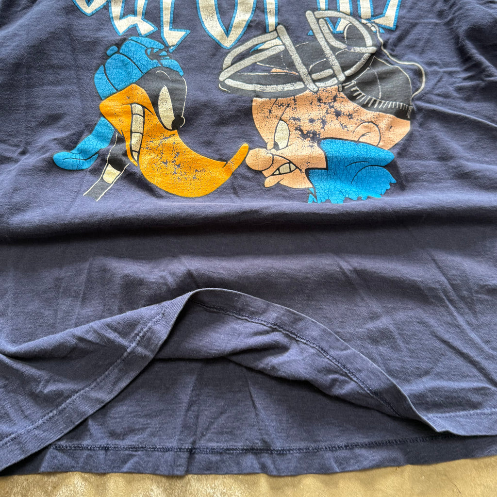 size large - Vintage Looney Tunes Get Outa My face tee