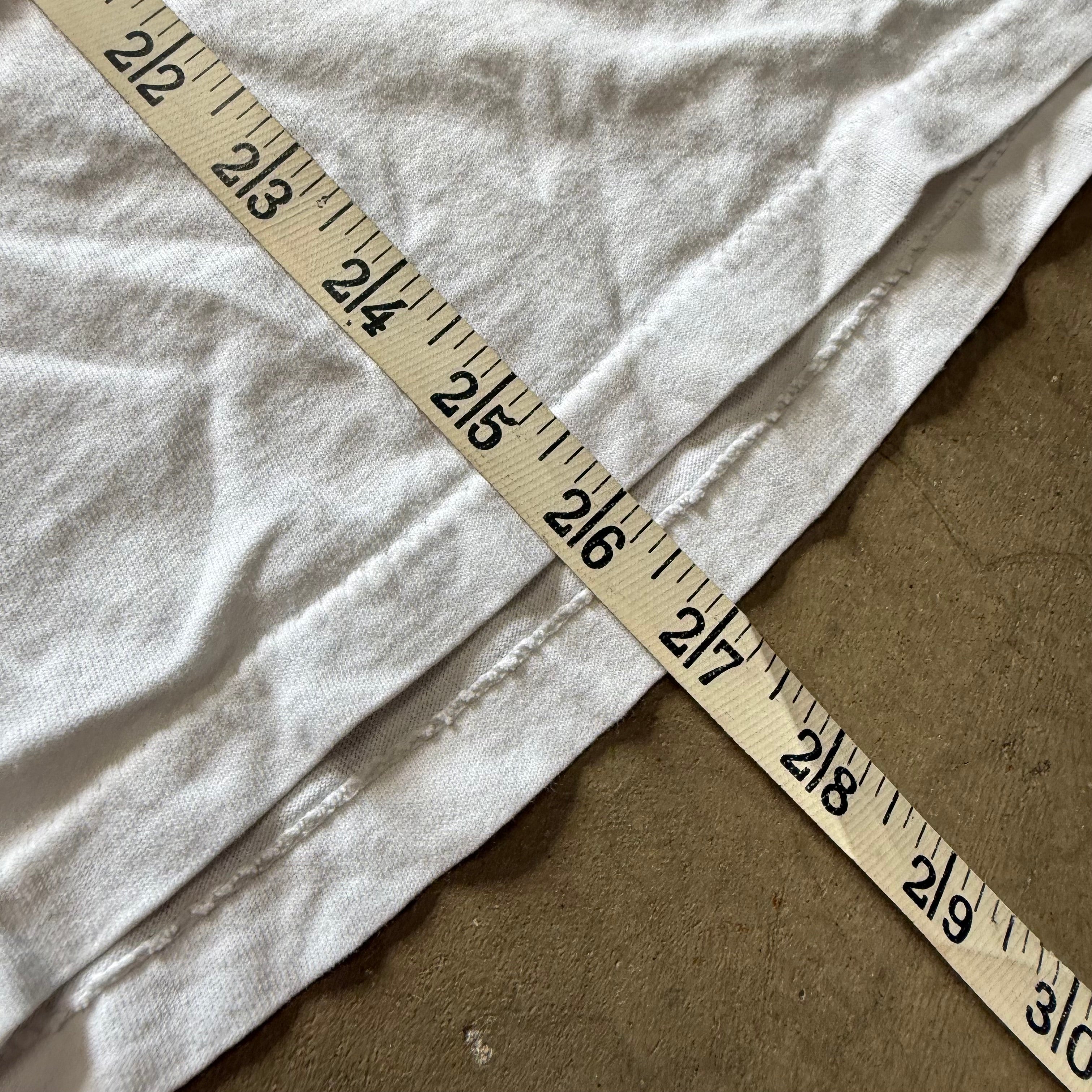 size large - Vintage ' Guess USA Surplus Jeep ' tee