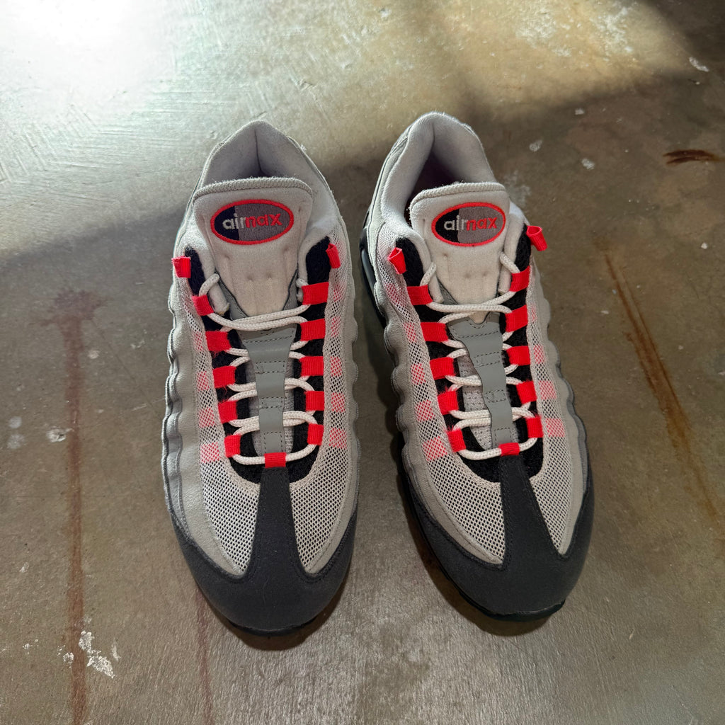 size 10 - Air Max 95 OG ' Big Bubble Solar Red 2.0 2025 '