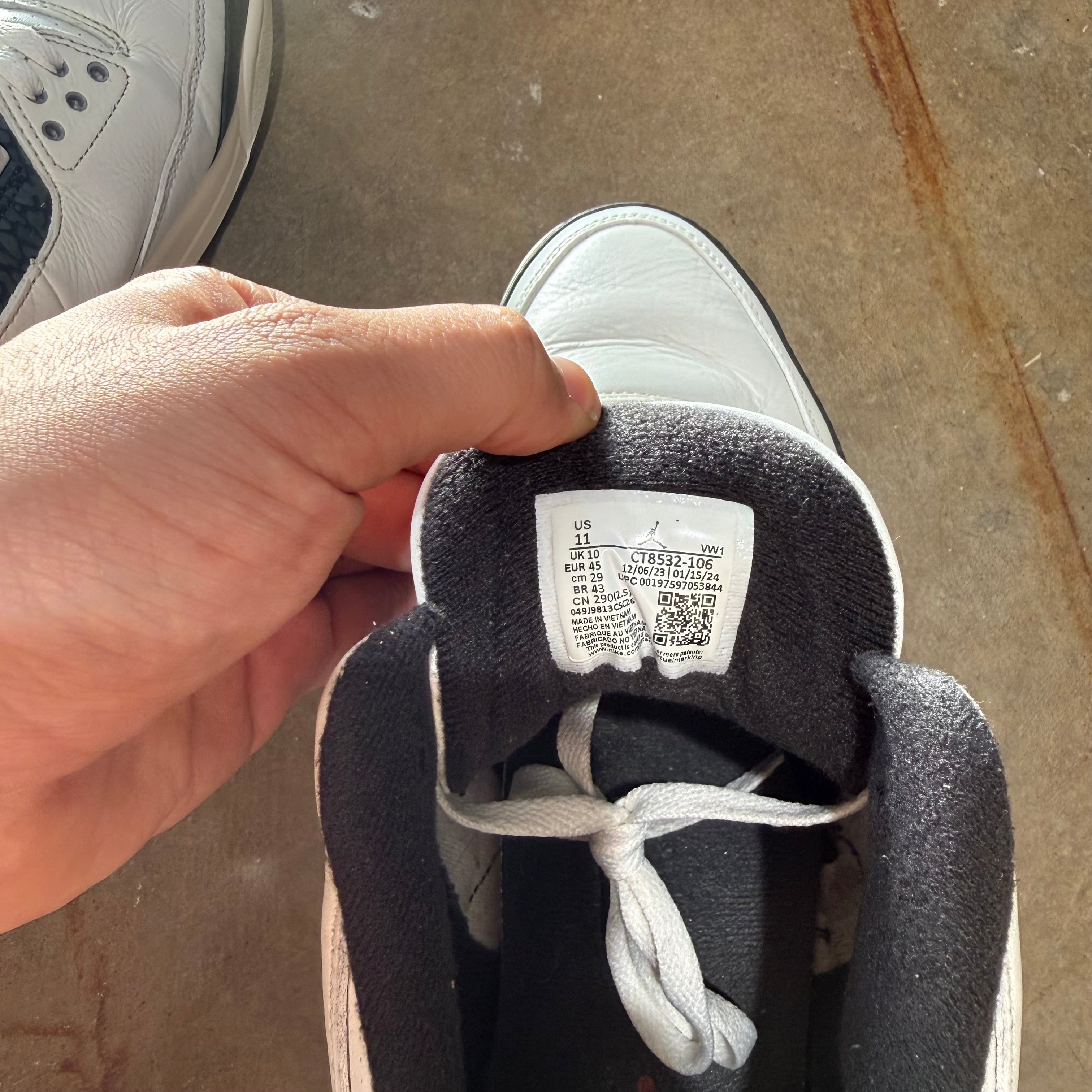 size 11 - Jordan 3 Retro ' Cement Grey '