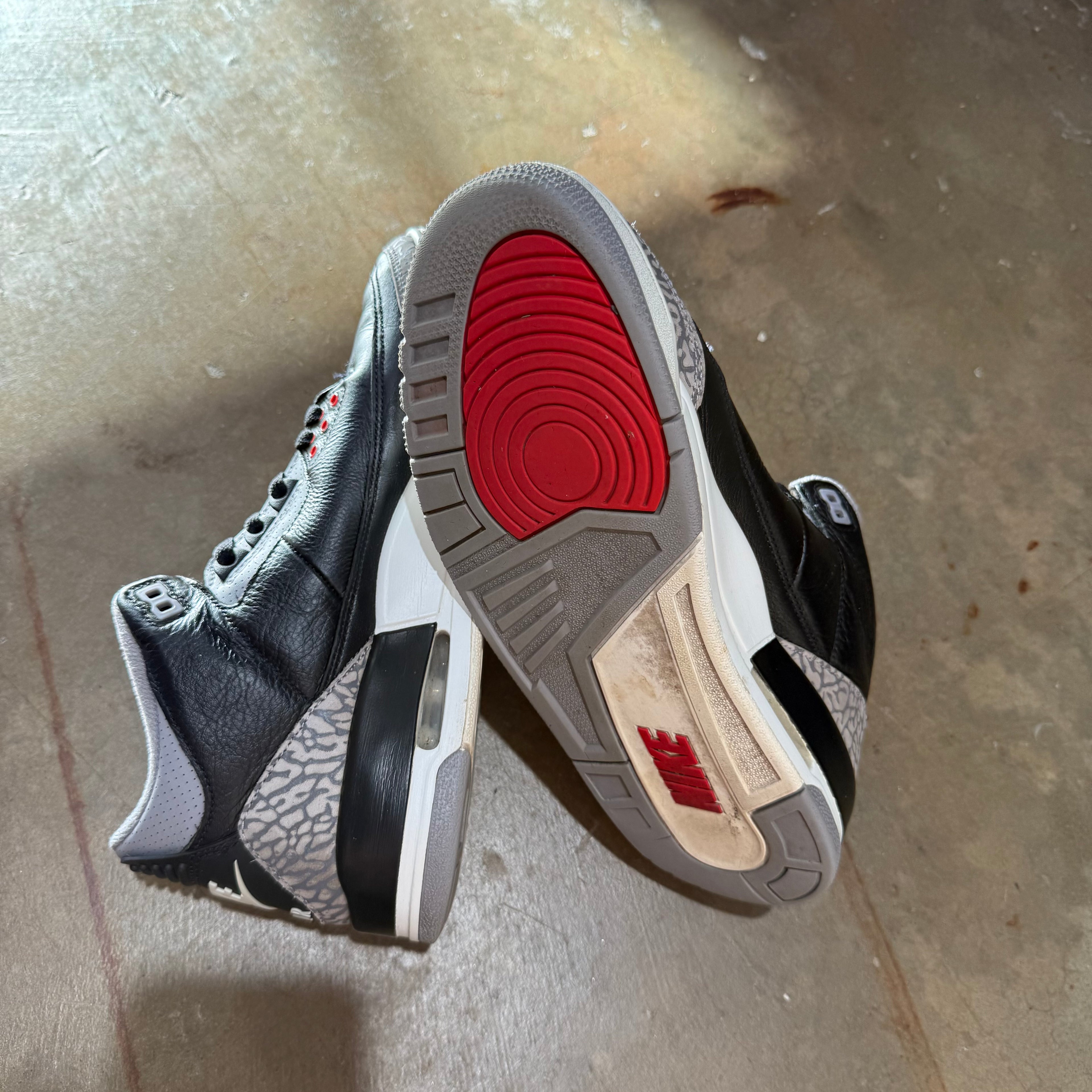 size 10 - Jordan 3 Retro ' Black Cement 2024 '