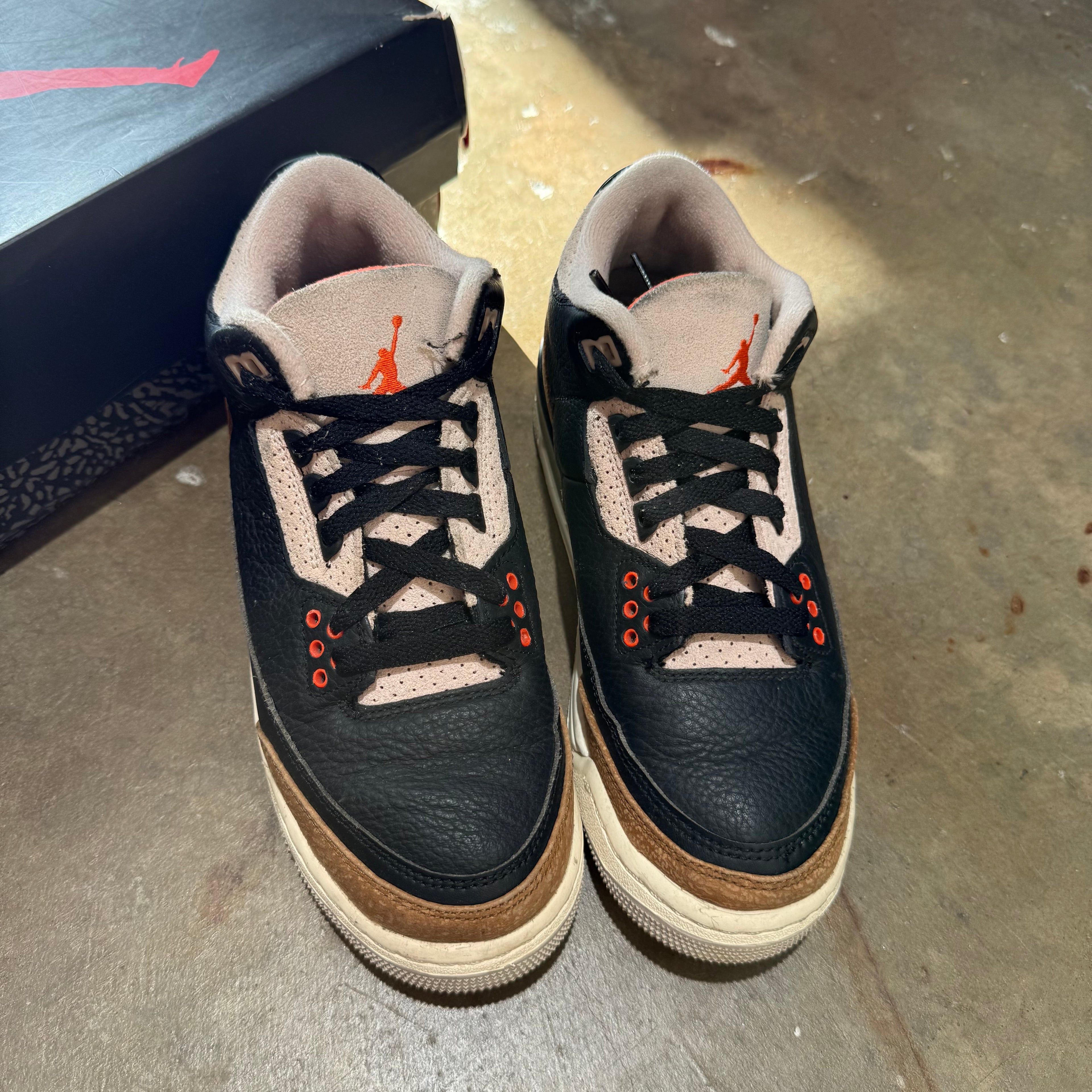 size 5.5y - Jordan 3 Retro ' Desert Elephant '