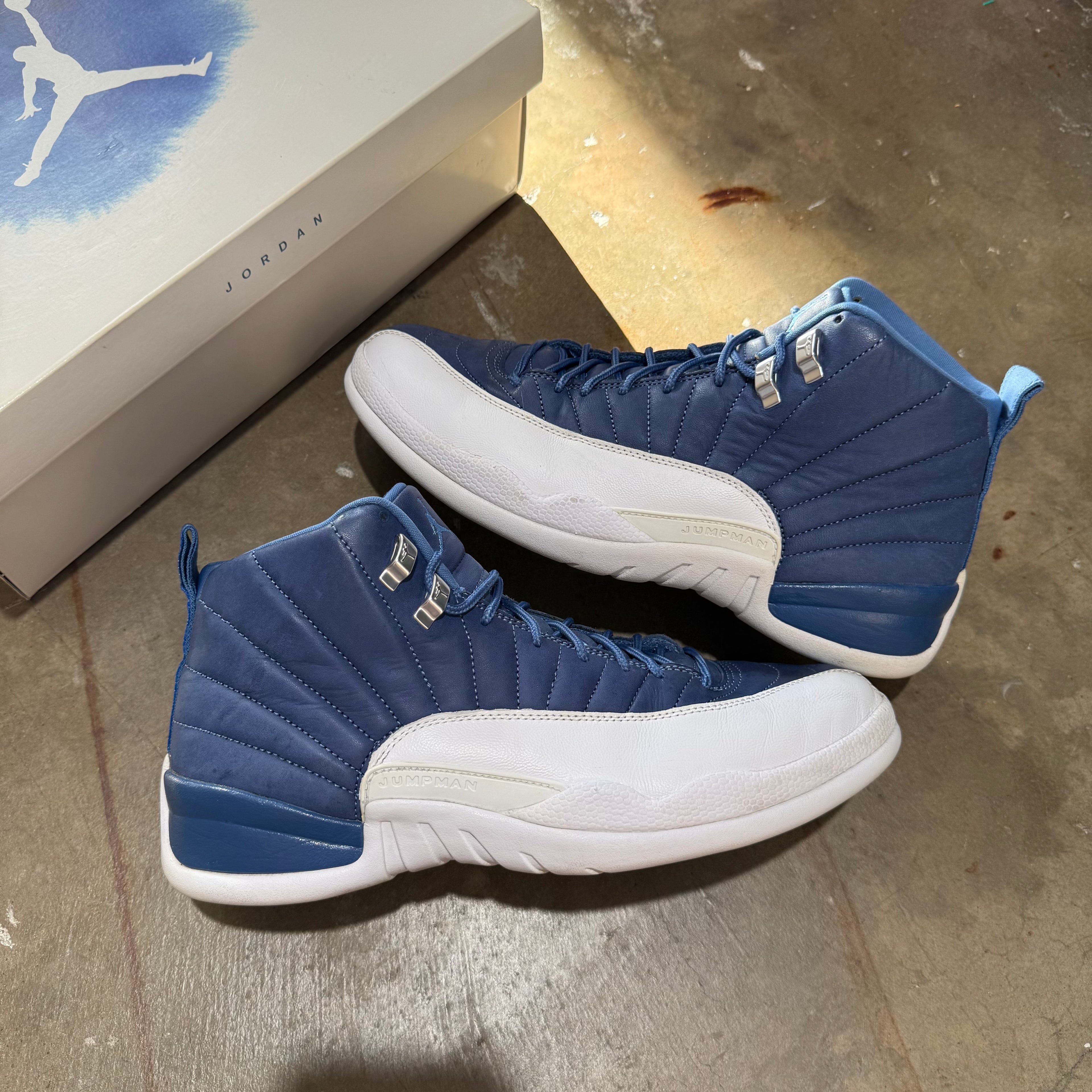 size 11.5 - Jordan 12 Retro ' Indigo '
