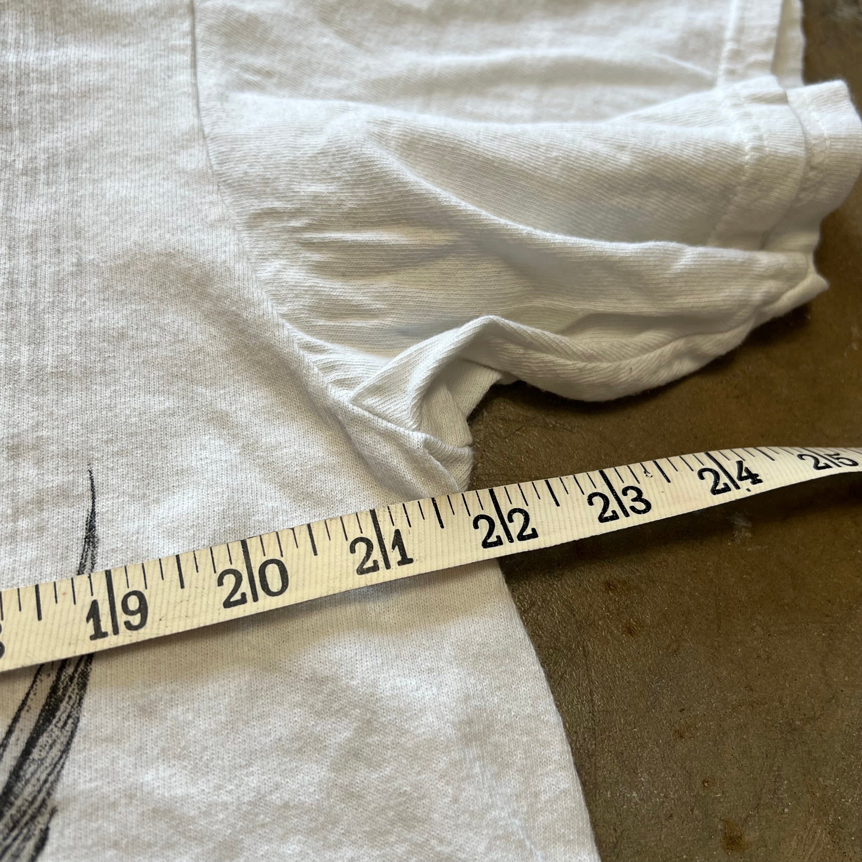 size large - Vintage Skull star ' tee