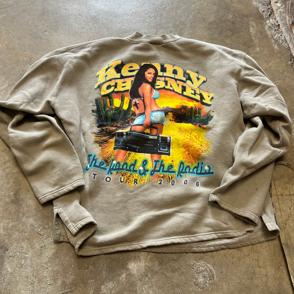 size large - Vintage ' 2006 Kenny Chesney The Road & The Radio '