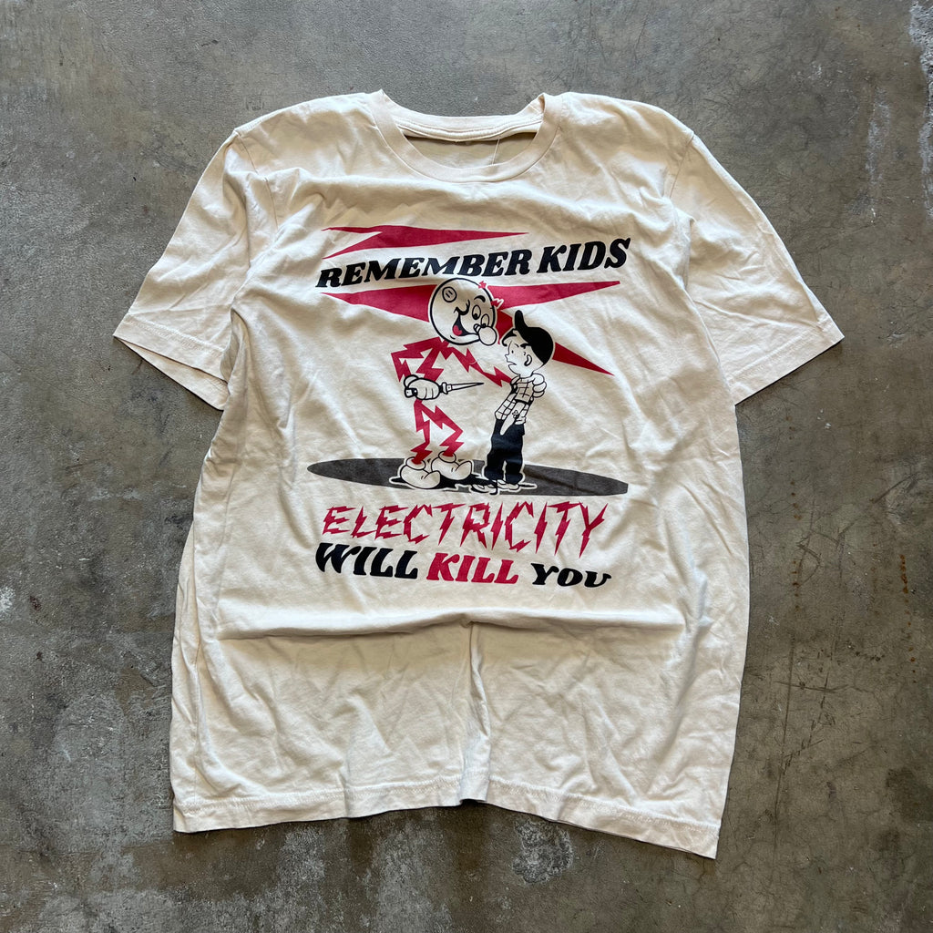 size xl - Vintage ' Electricity will kill you ' tee