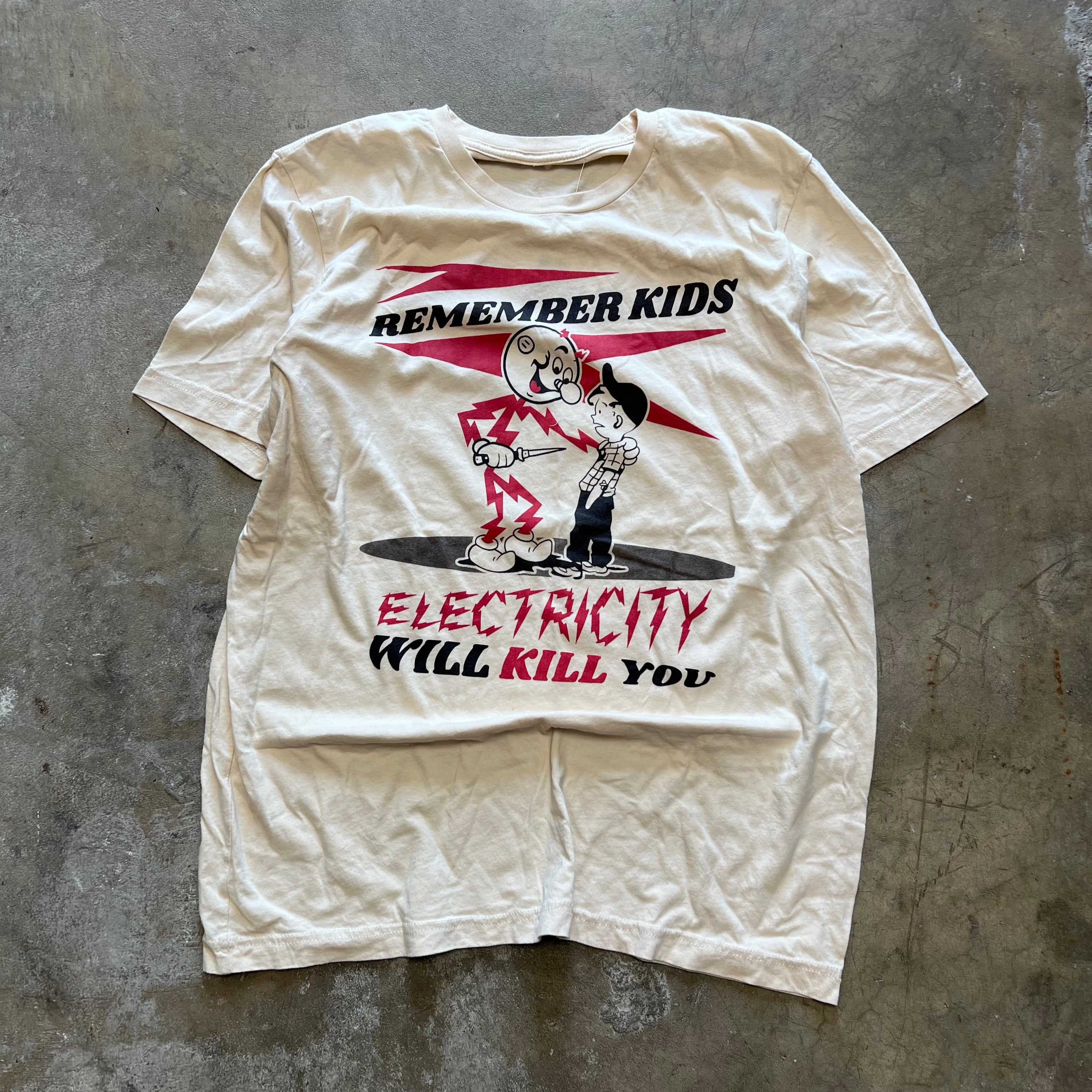 size xl - Vintage ' Electricity will kill you ' tee