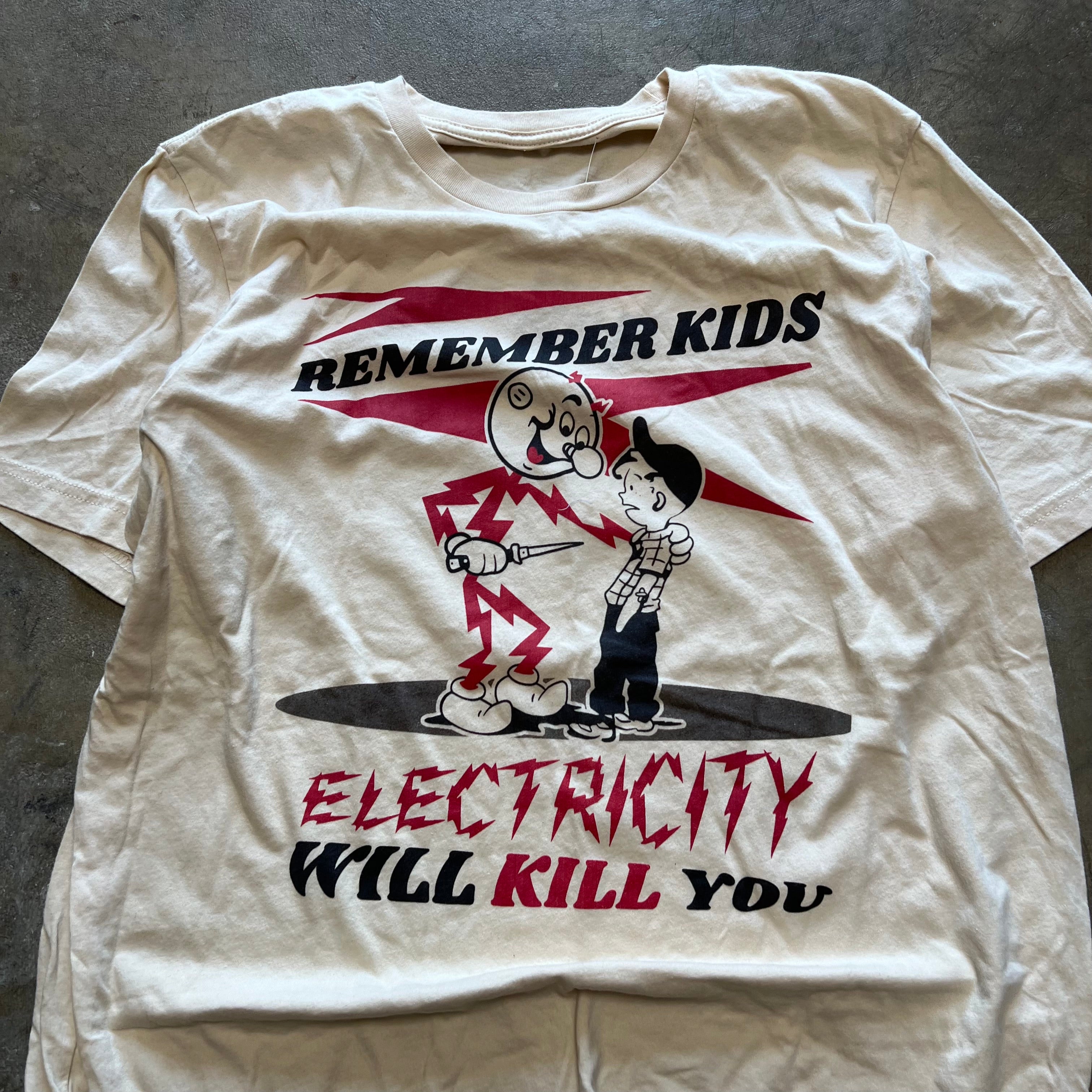 size xl - Vintage ' Electricity will kill you ' tee
