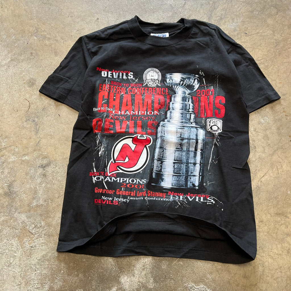 size small - Vintage 2001 Devils Back to Back Eastern Conference Champions ' tee