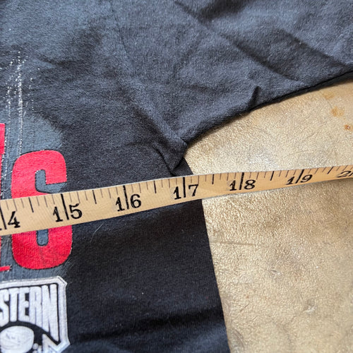 size small - Vintage 2001 Devils Back to Back Eastern Conference Champions ' tee