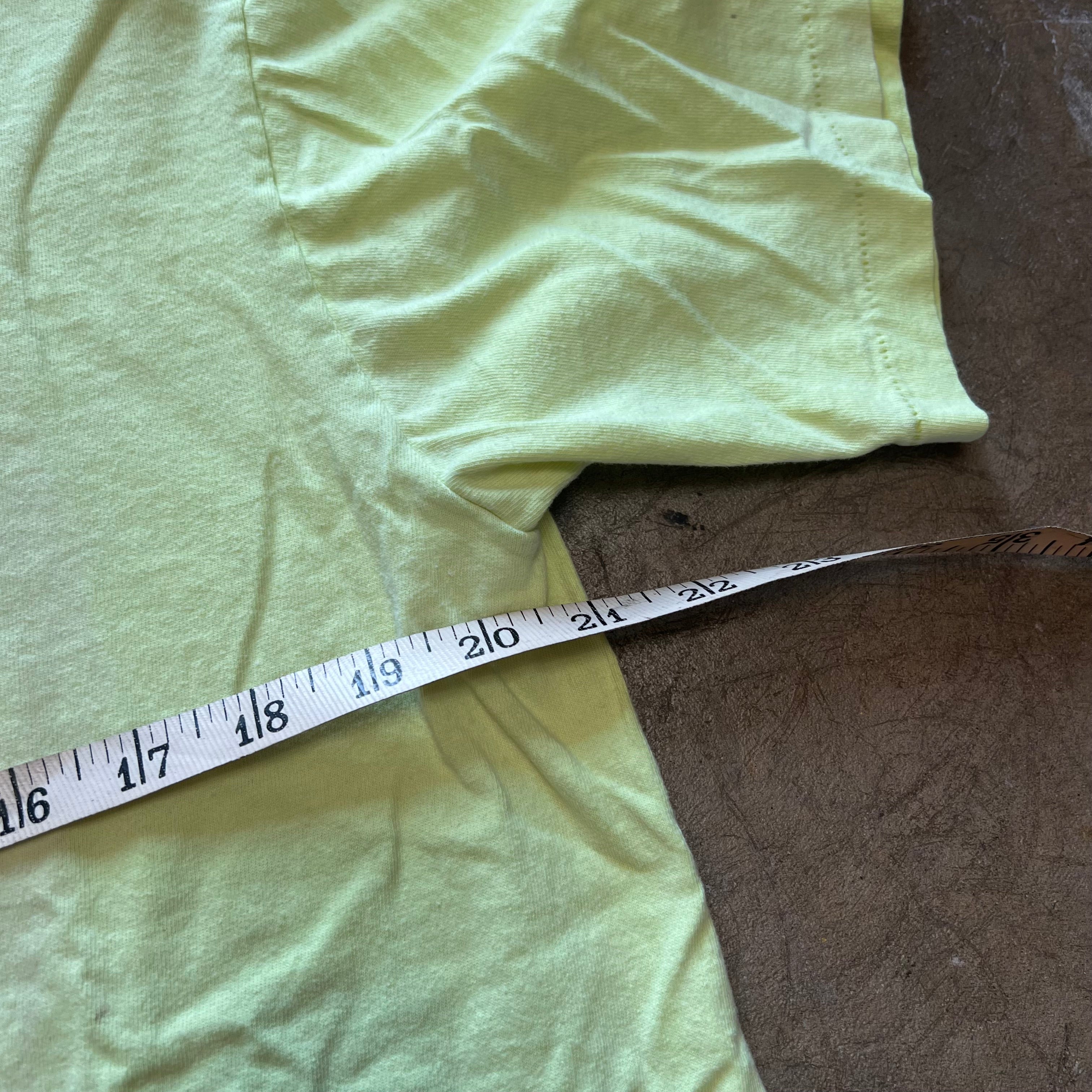 size xl - Vintage Nike Surfing No Compromise ' tee