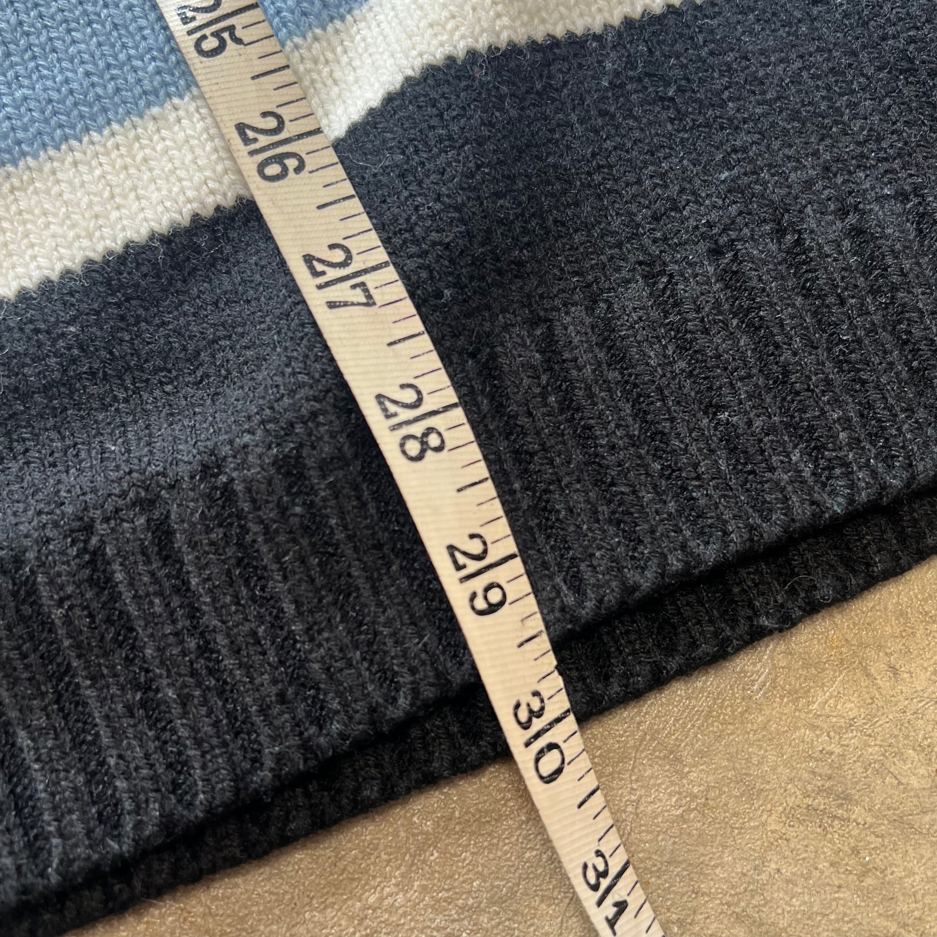 size large - Vintage ' SouthPole Sweater '