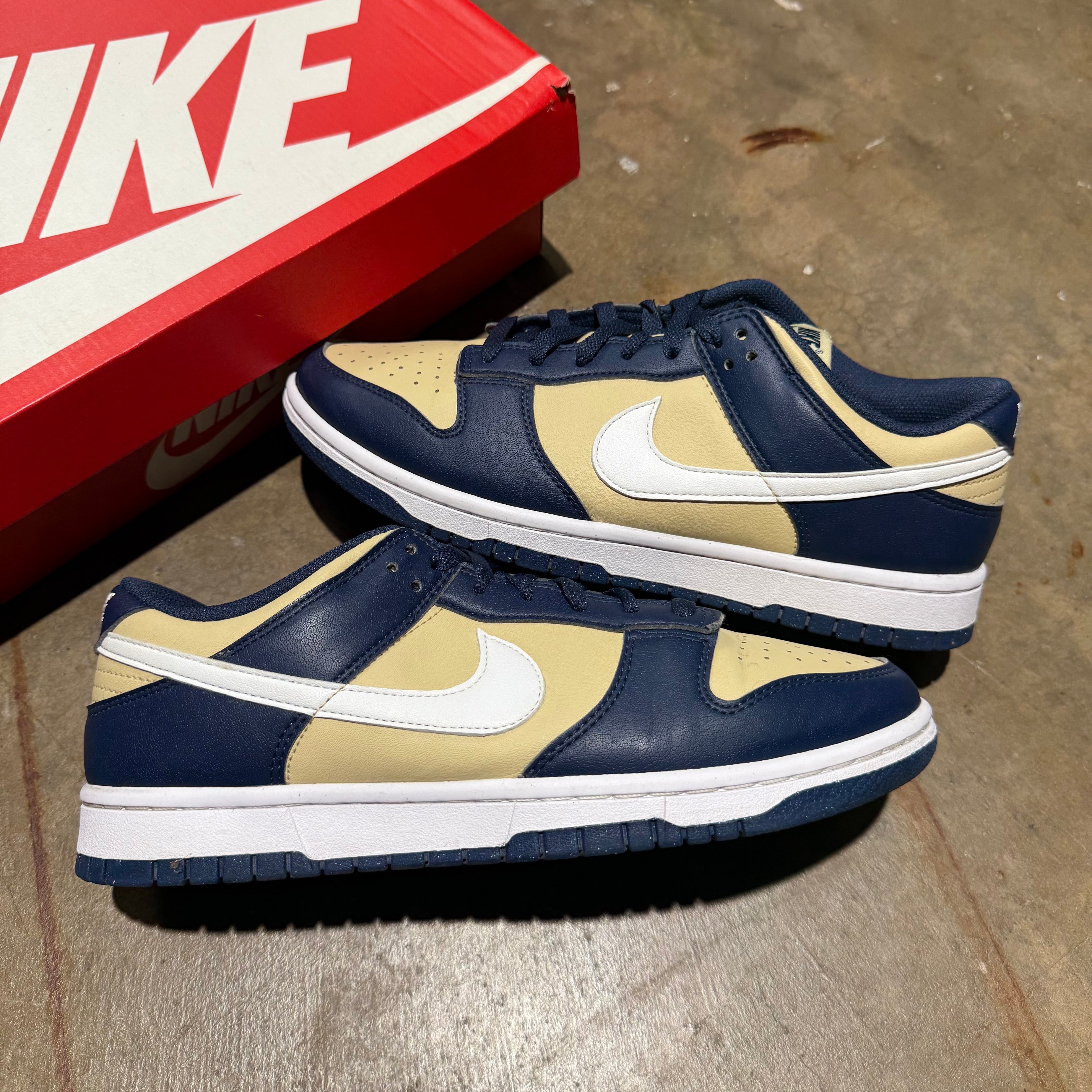size 8m - Dunk low Next Nature ' Midnight Navy Gold '
