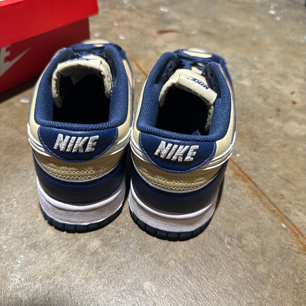 size 8m - Dunk low Next Nature ' Midnight Navy Gold '