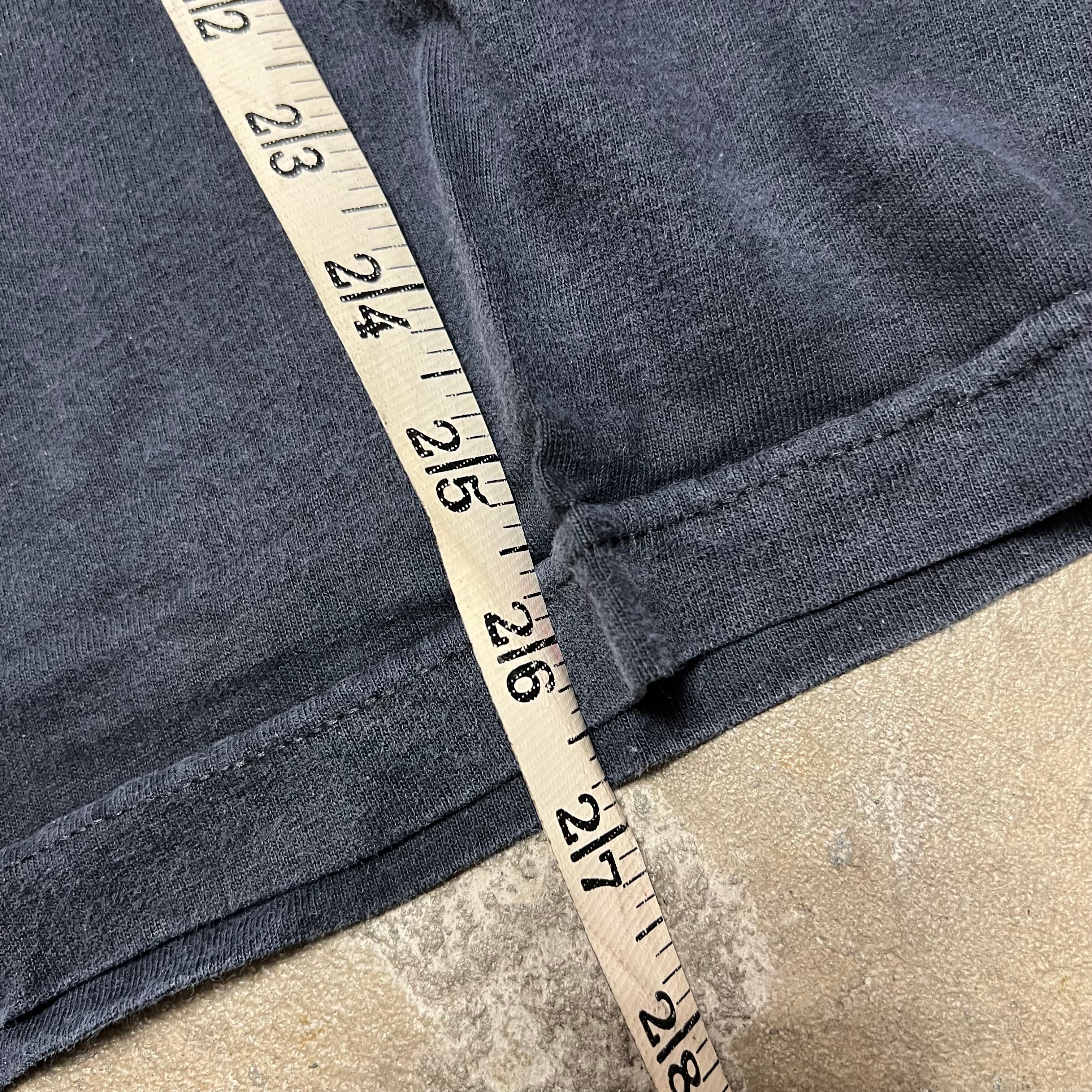 size medium - Vintage ' Osiris Skate ' tee