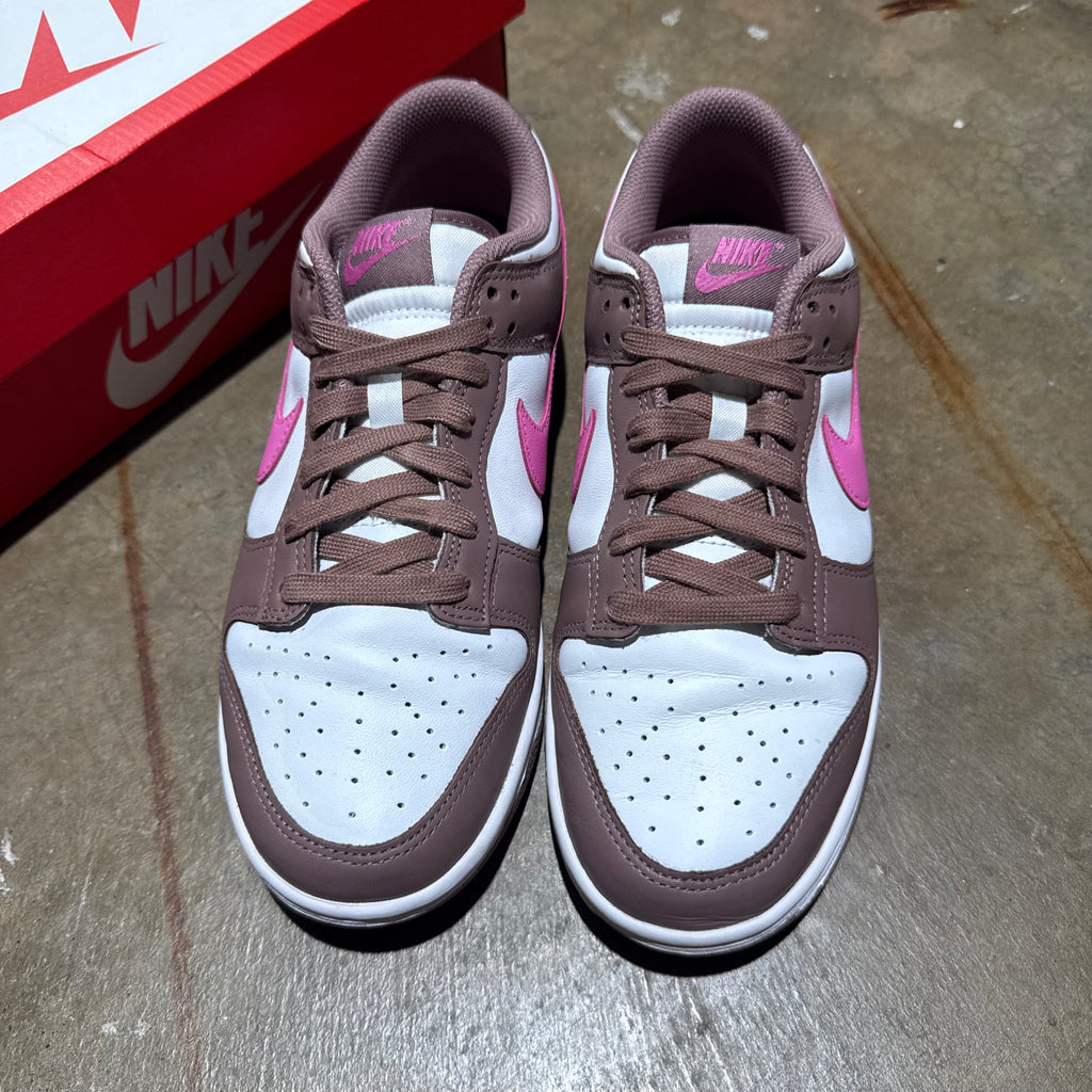 size 8m - Dunk Low ' Smokey Mauve '
