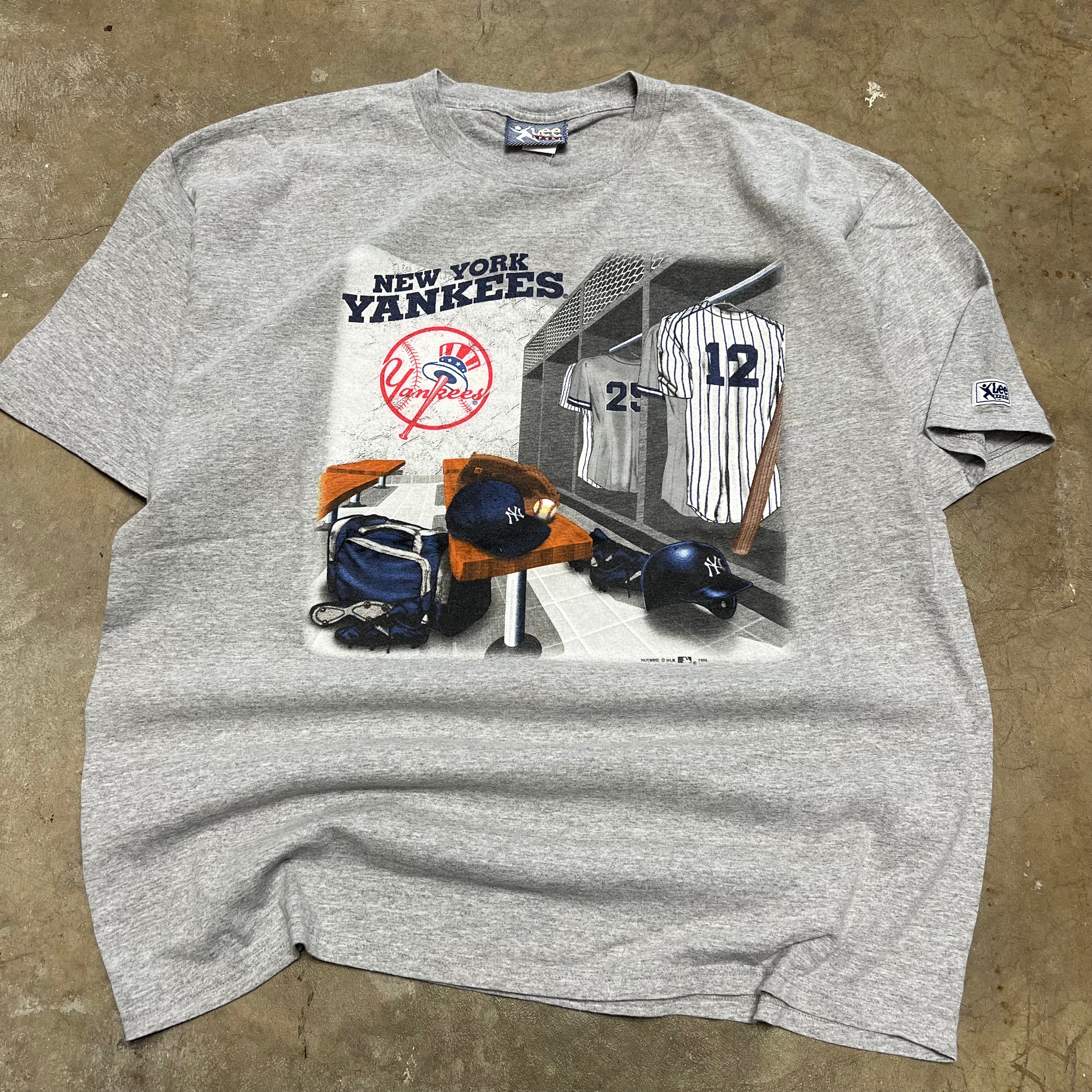 size xxl - Vintage ' New York yankees Locker room ' tee
