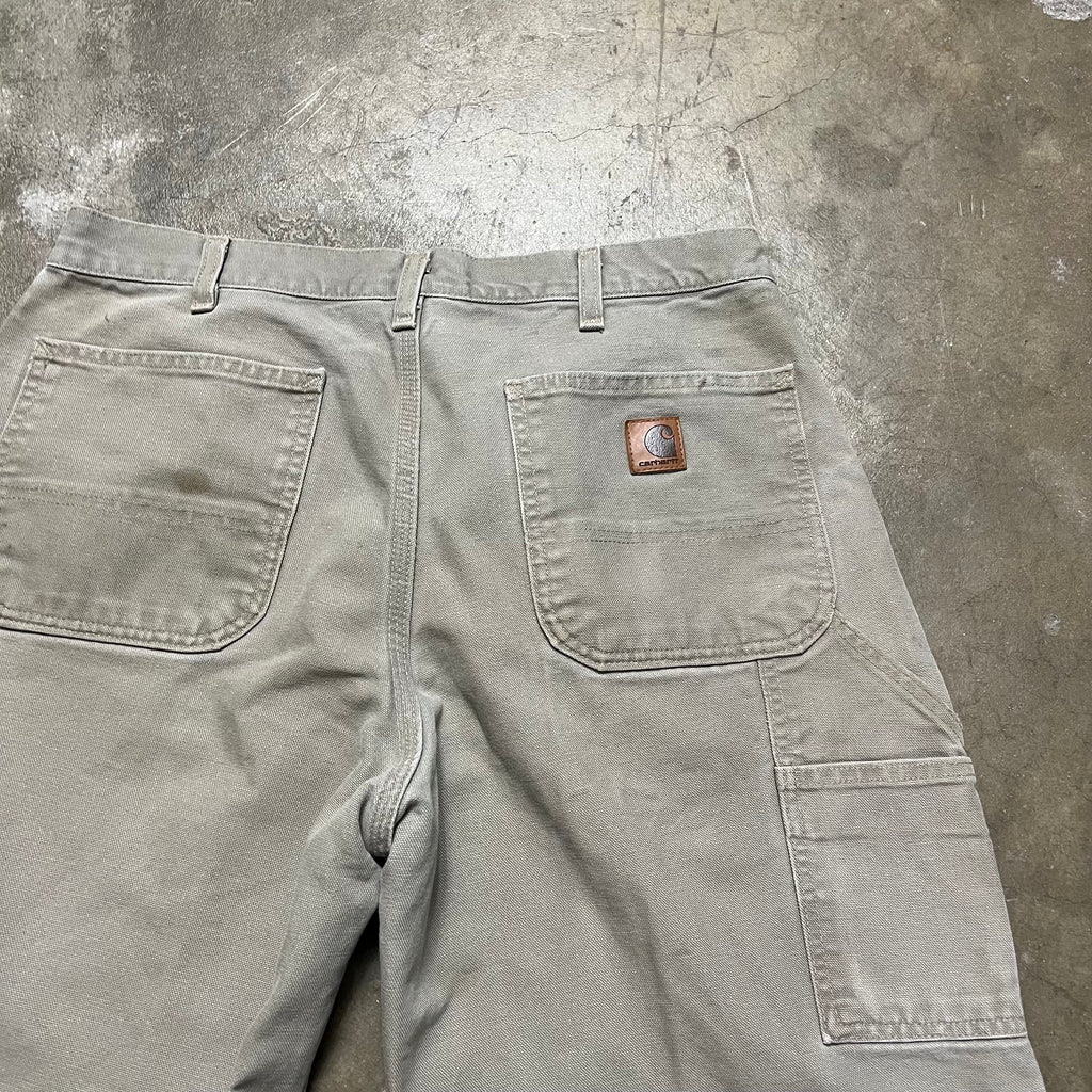 size 34x30 - Vintage Carhartt Ripped Paint Splatter Pants