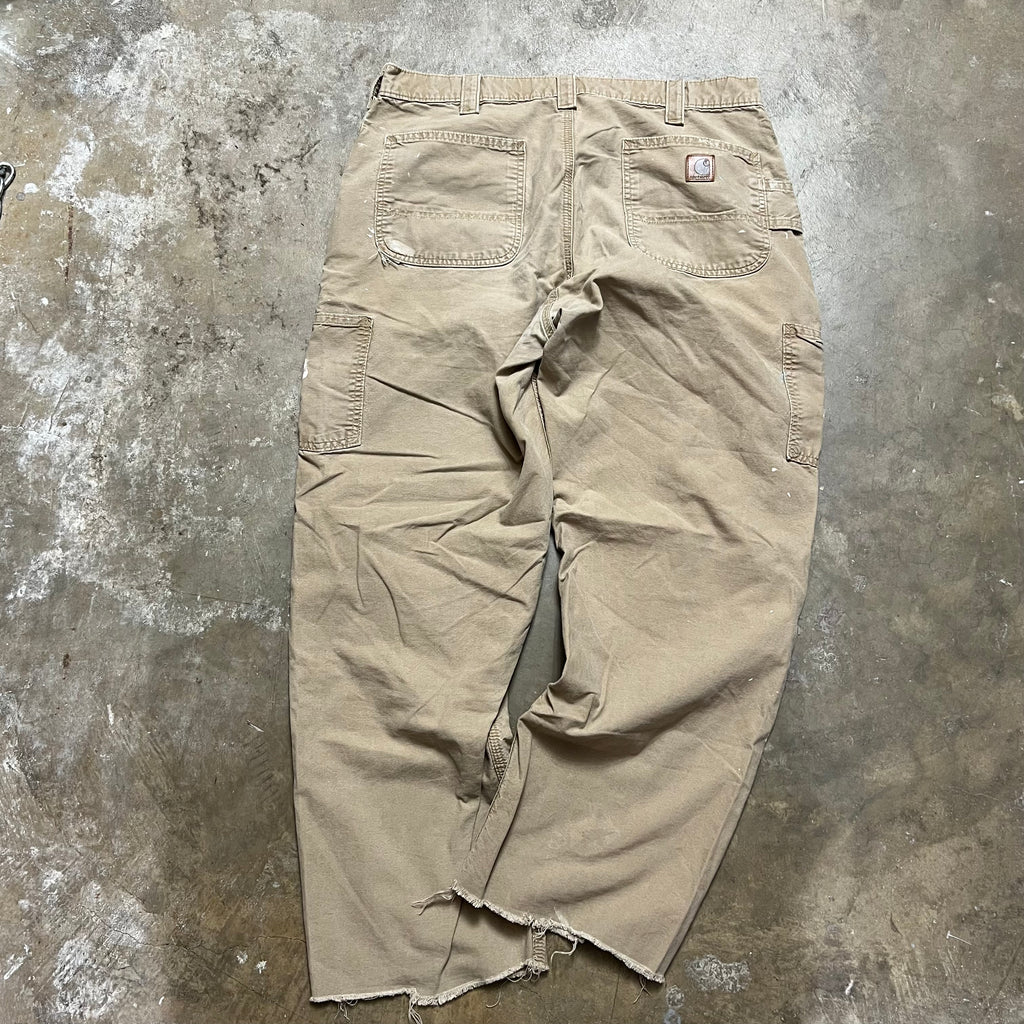 size 34x32 - Vintage Carhartt Paint Splattered Thrashed Pants