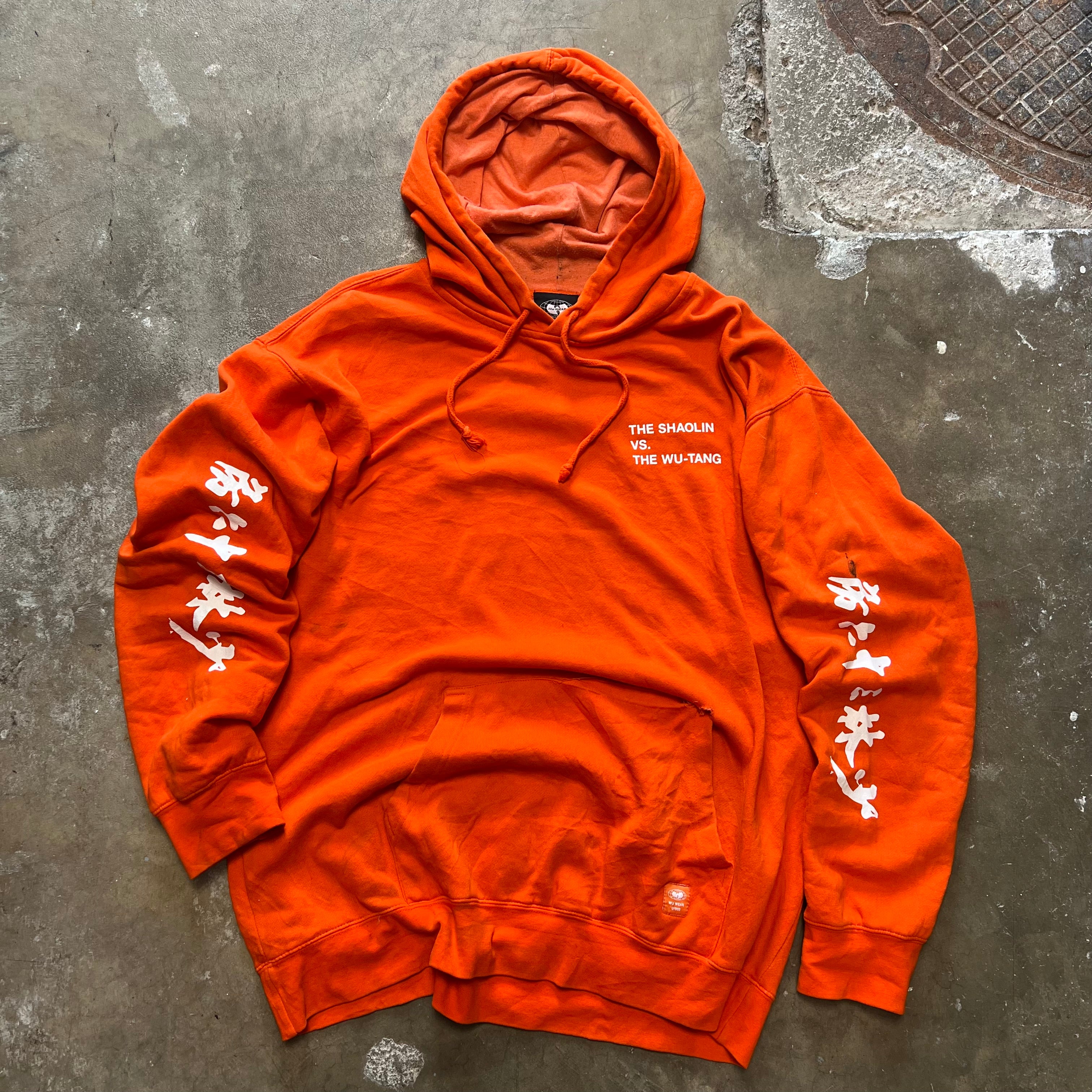 Size XL - Vintage Wu Wear The Shaolin vs. The Wu - Tang orange Hoodie