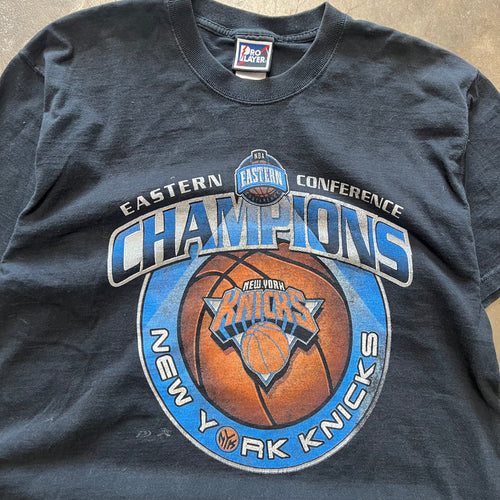 size XL - Vintage New York Knicks Eastern Conference Champions Tee