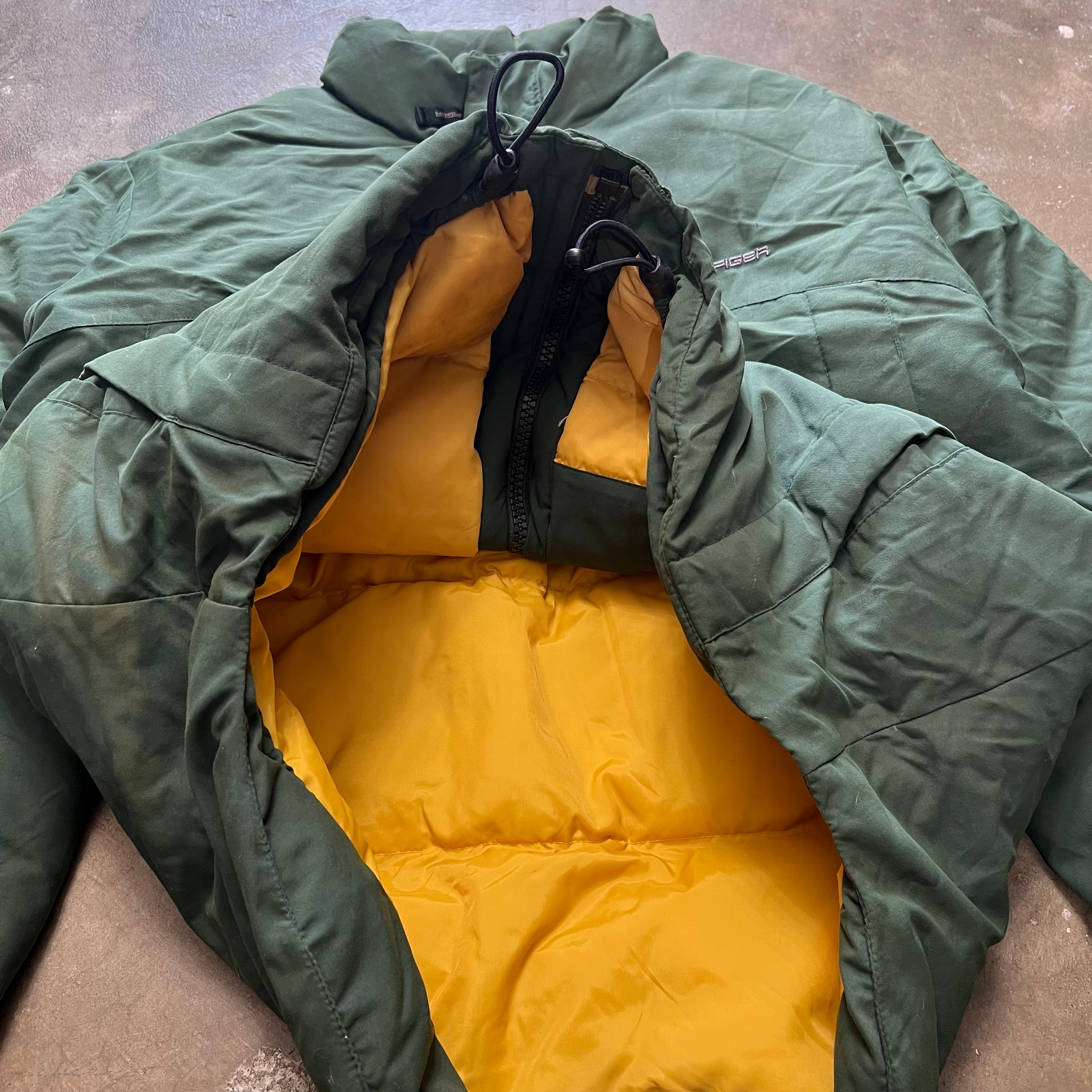 size medium - Vintage Tommy Hilfiger Puffer Jacket