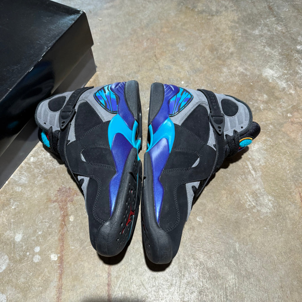 size 10.5 - Jordan 8 Retro ' Aqua ' NEW!