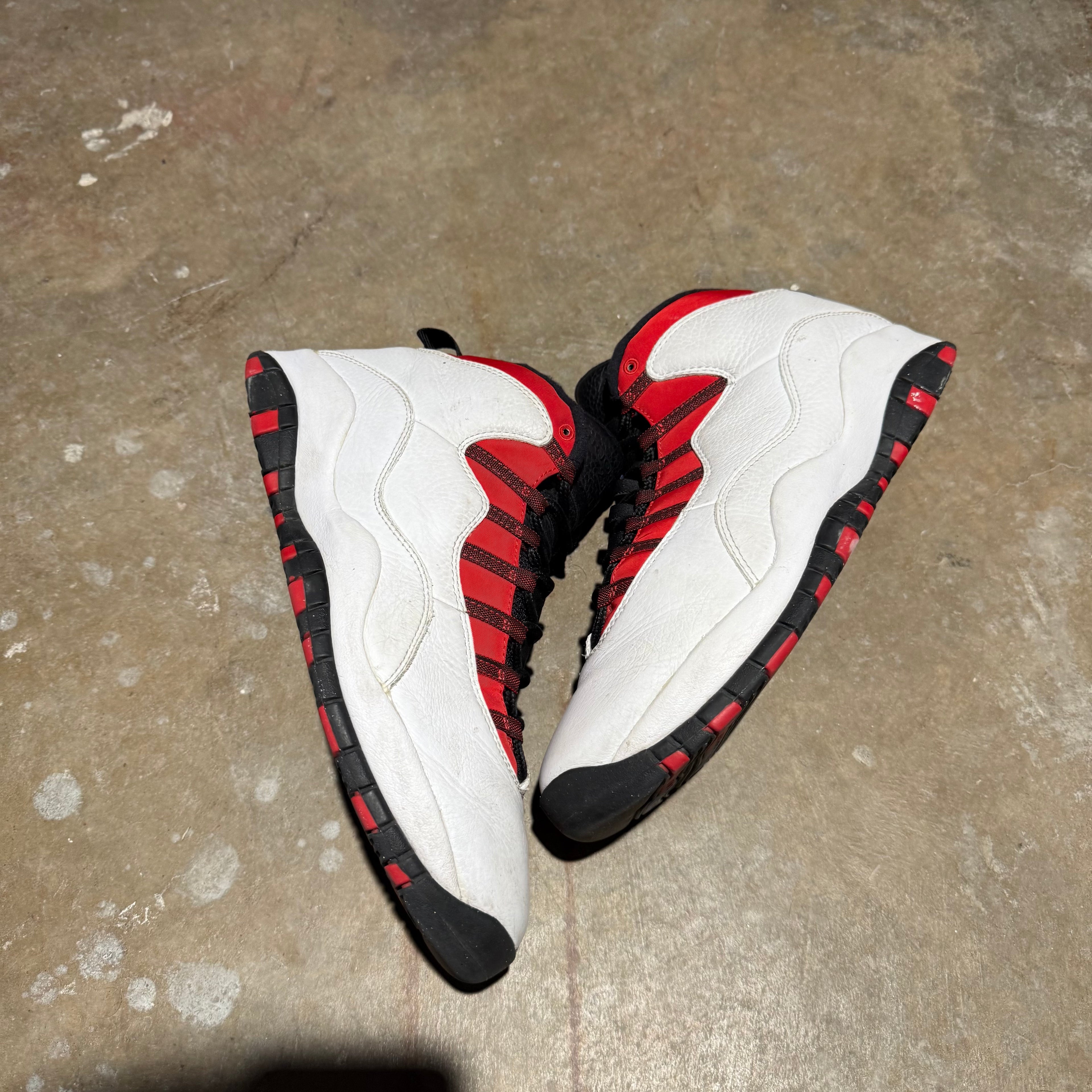 size 10 - Jordan 10 Retro ' Russel Westbrook Class of 2006 '