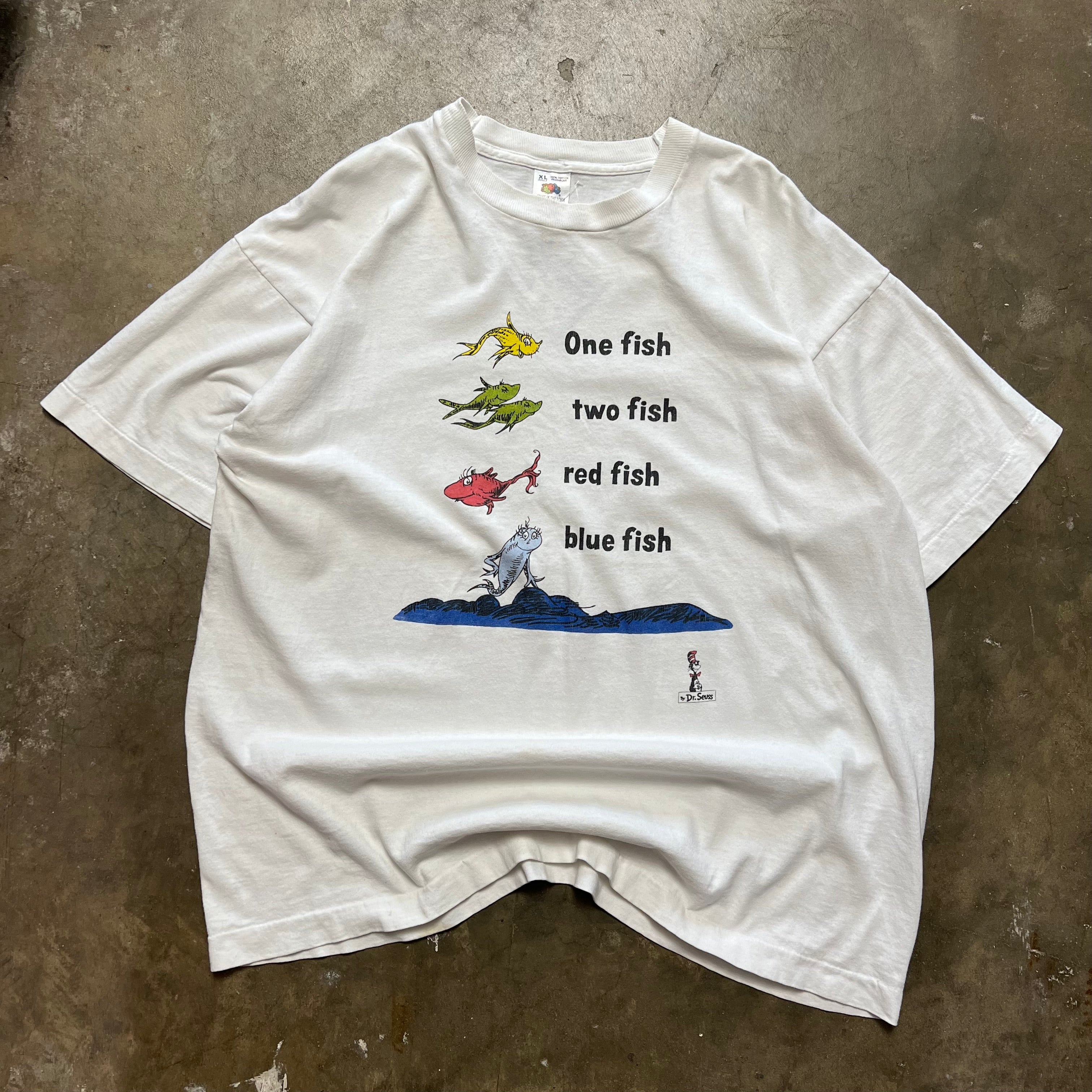 size xl - Vintage Dr.Seuss One Fish Two Fish tee