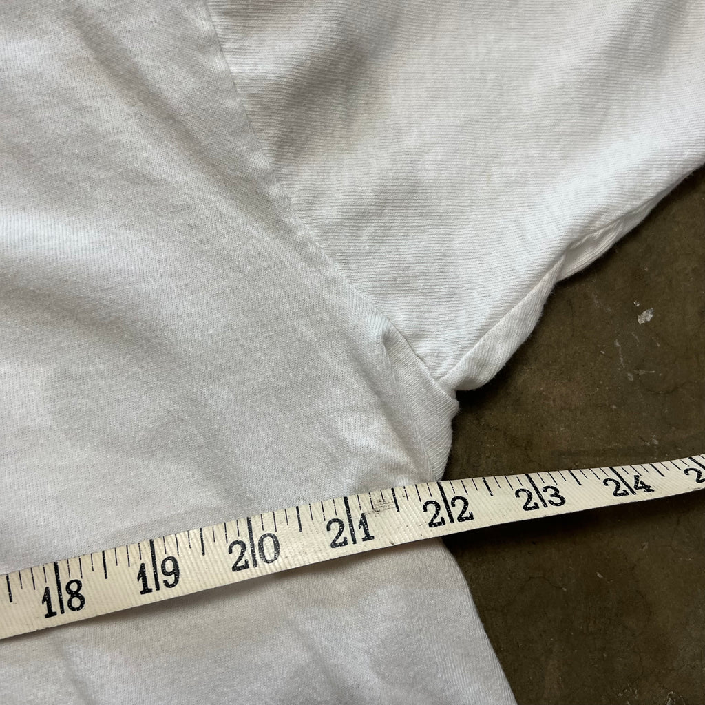 size xl - Vintage Dr.Seuss One Fish Two Fish tee