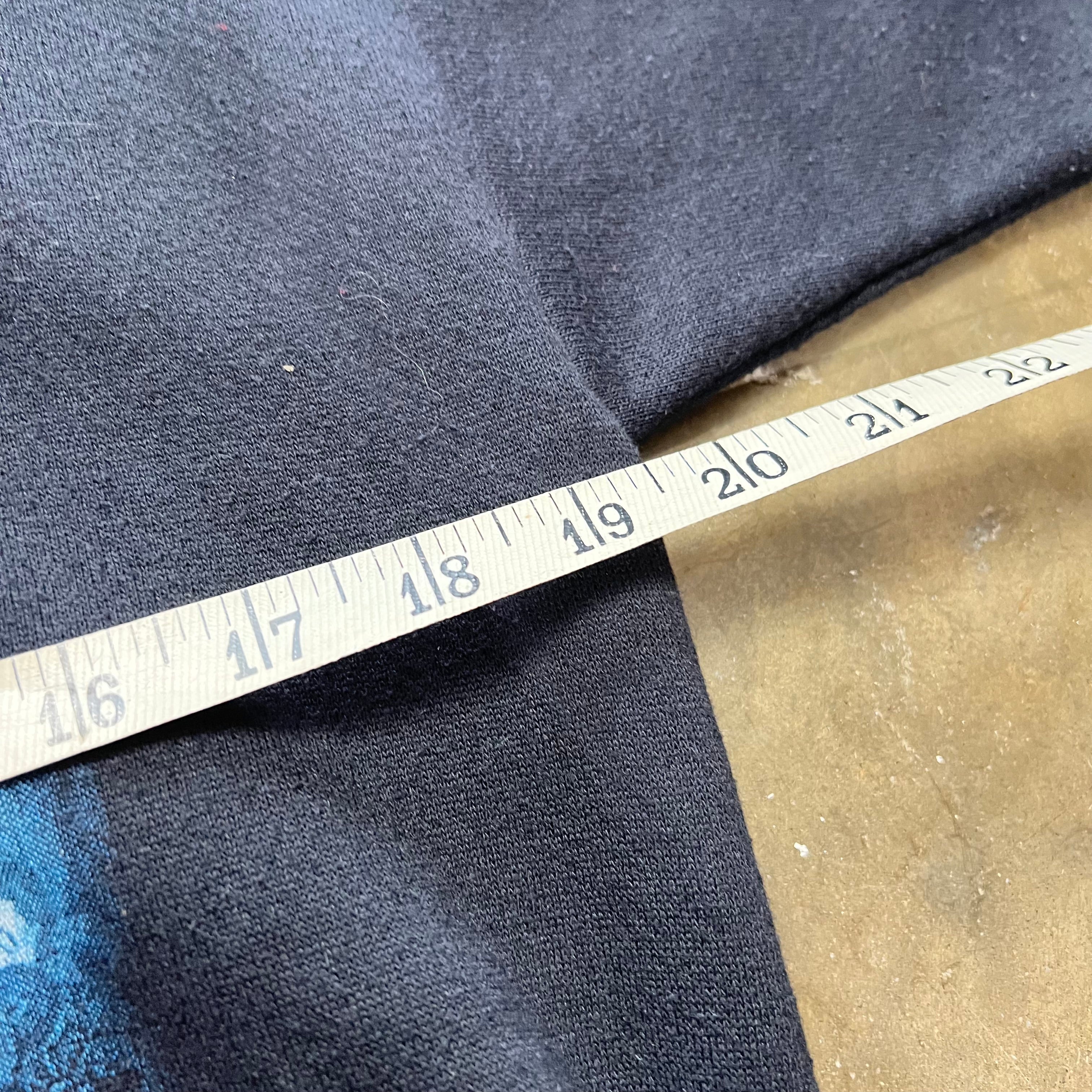 size medium - Tennessee Who Let The Dogs Out crewneck