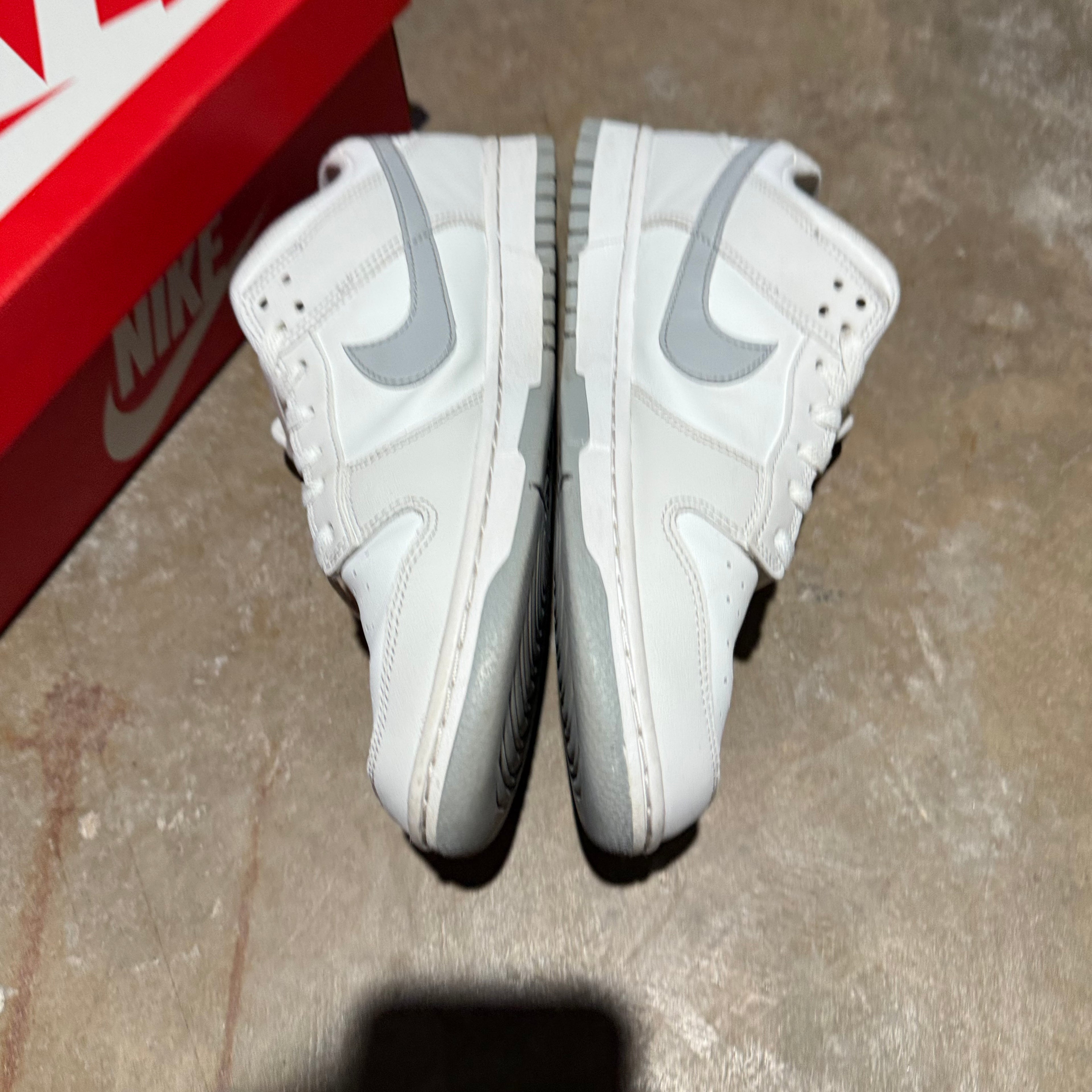 size 10.5 - Dunk Low ' Summit White Light Smoke Grey '