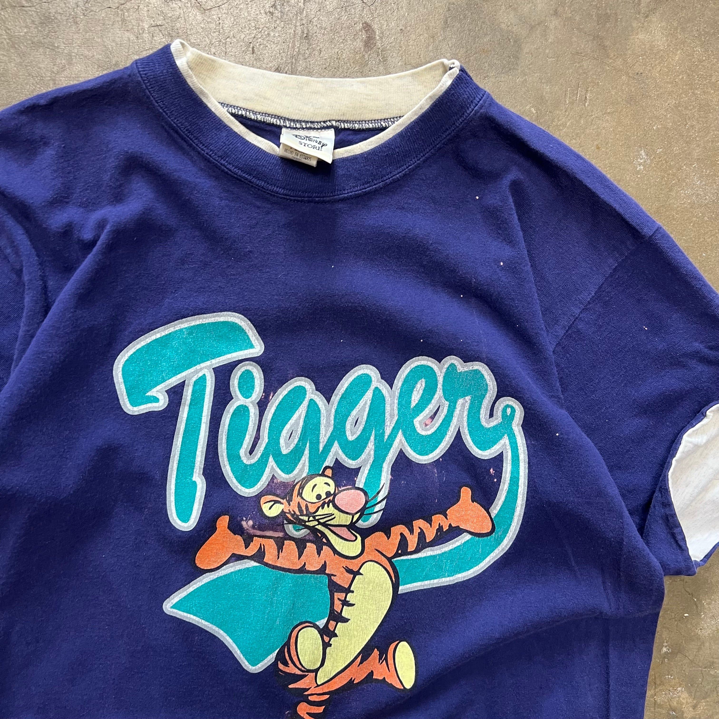 size xl - Vintage Tiger Ringer tee