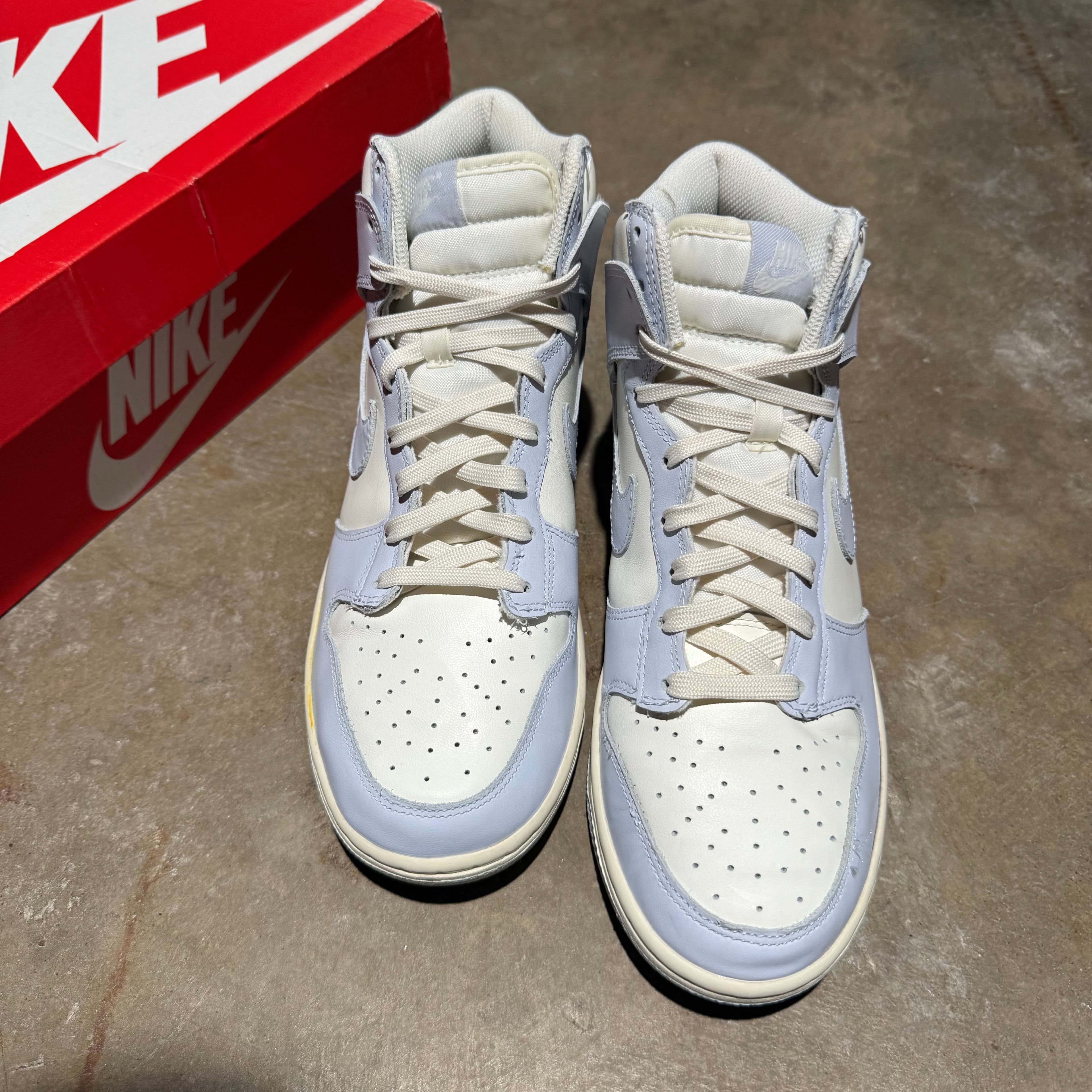 size 7.5 - Dunk High ' Sail Football Grey '