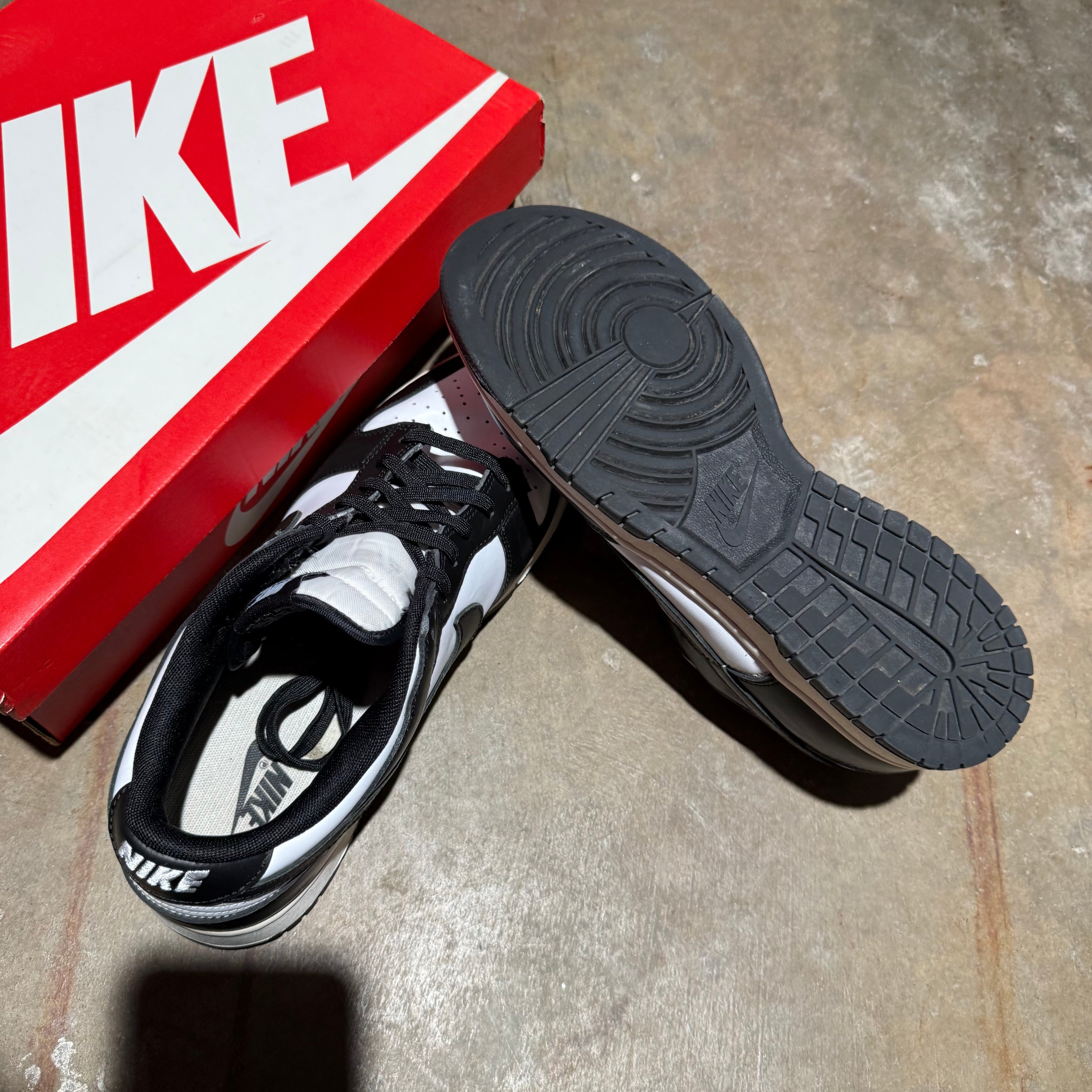 size 10 - Dunk Low  'Panda '