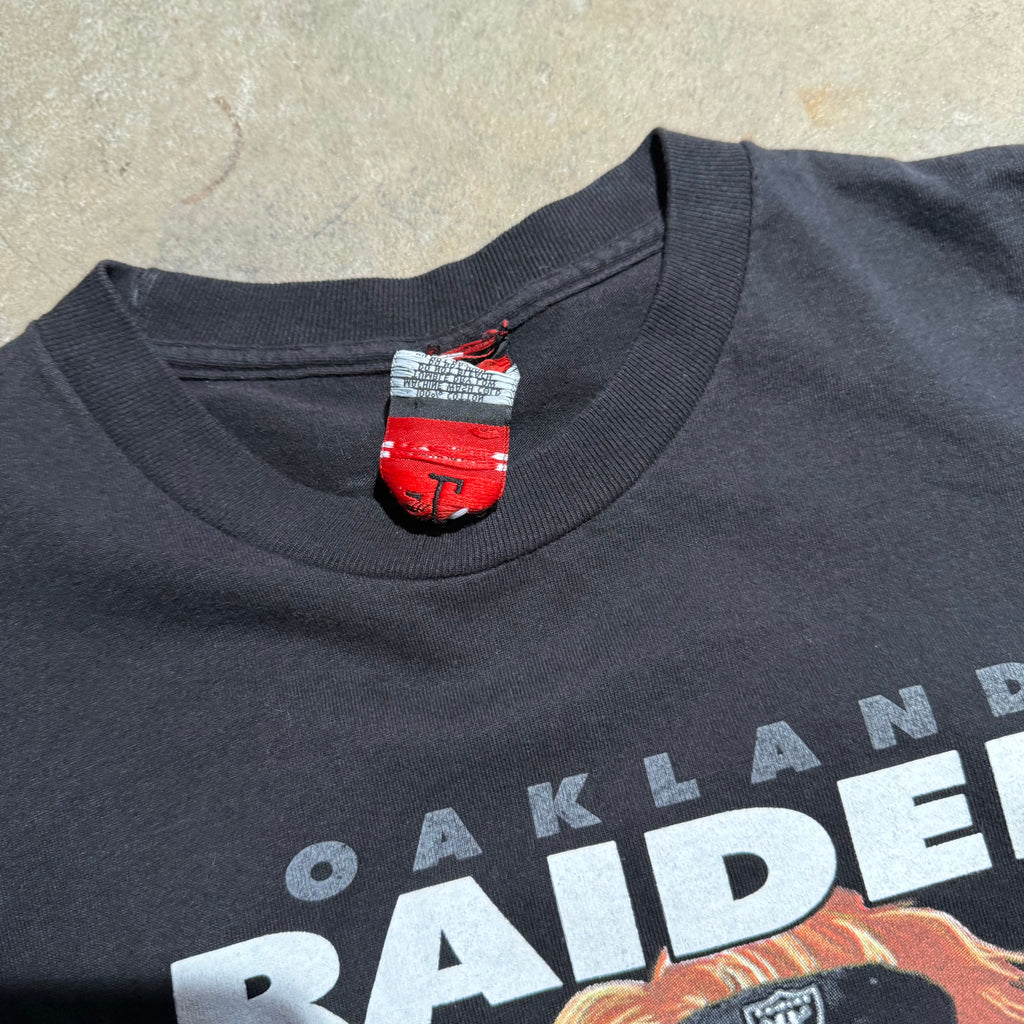 size xl - Vintage ' Oakland Raiders Knock on The Wood Denver Broncos ' Tee