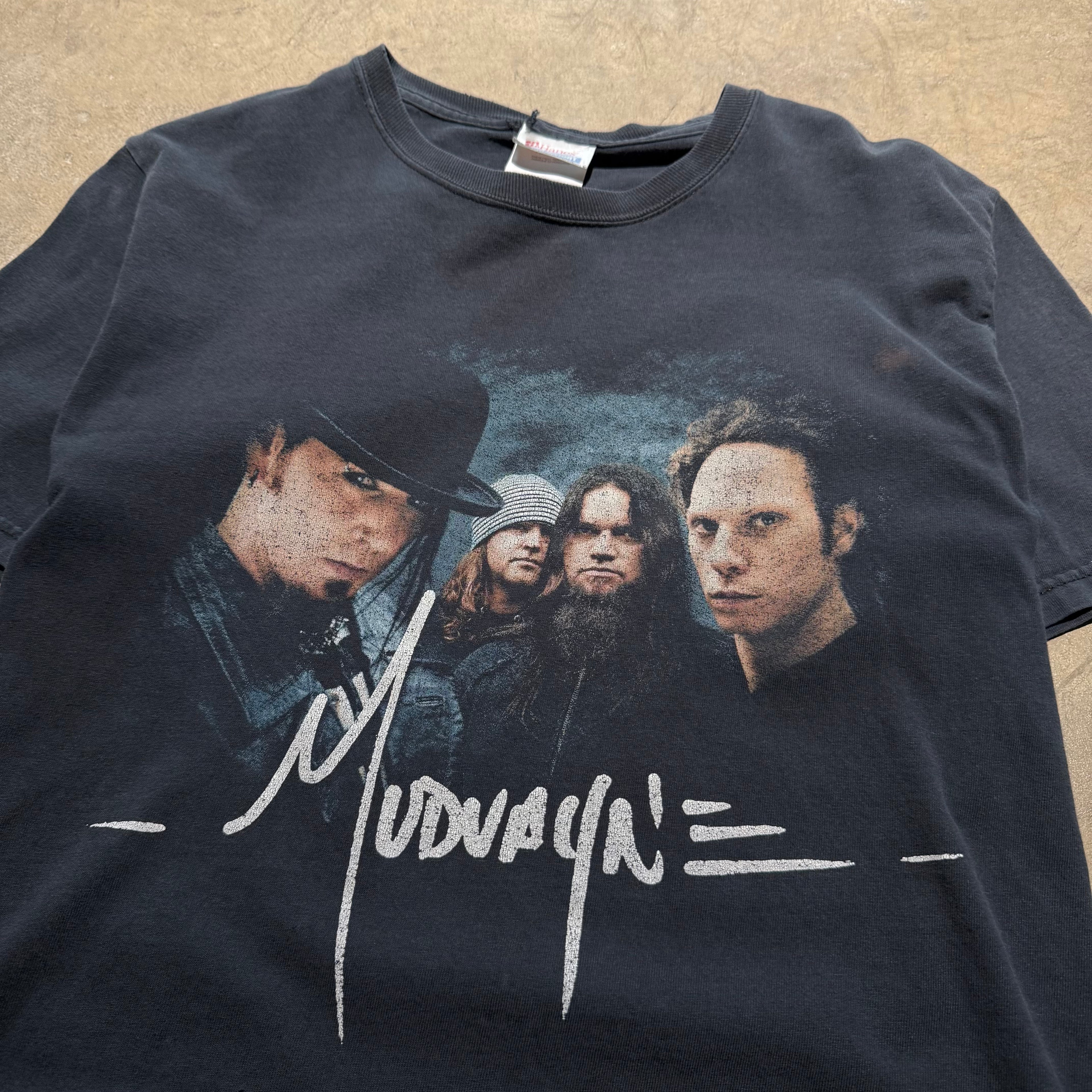 size medium - Vintage ' MudVayne ' Band Tee