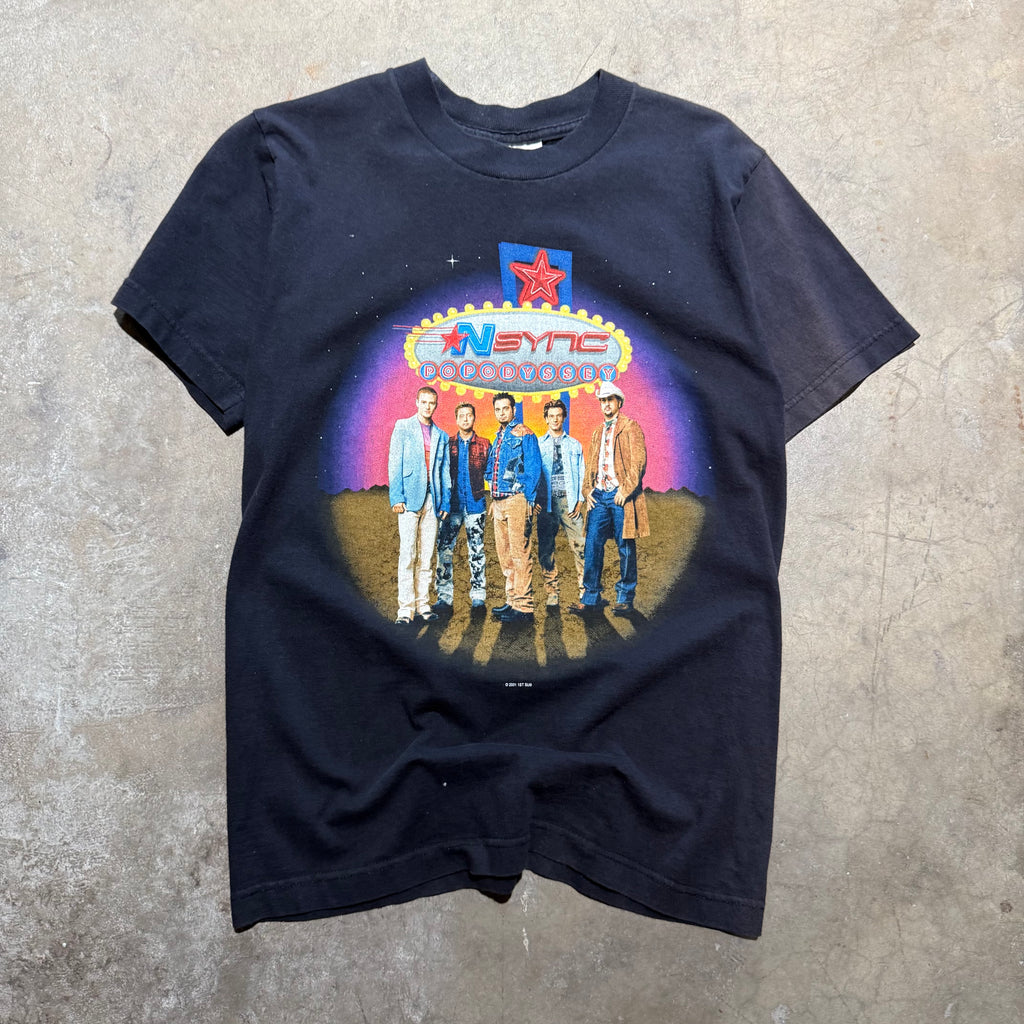 size small - Vintage ' 2001 Nsync Pop Odyssey ' Band Tee