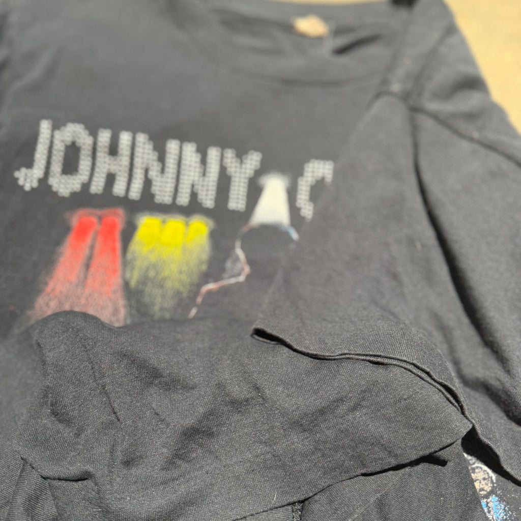 size small - Vintage ' 1991 Johnny cash The man in Black '