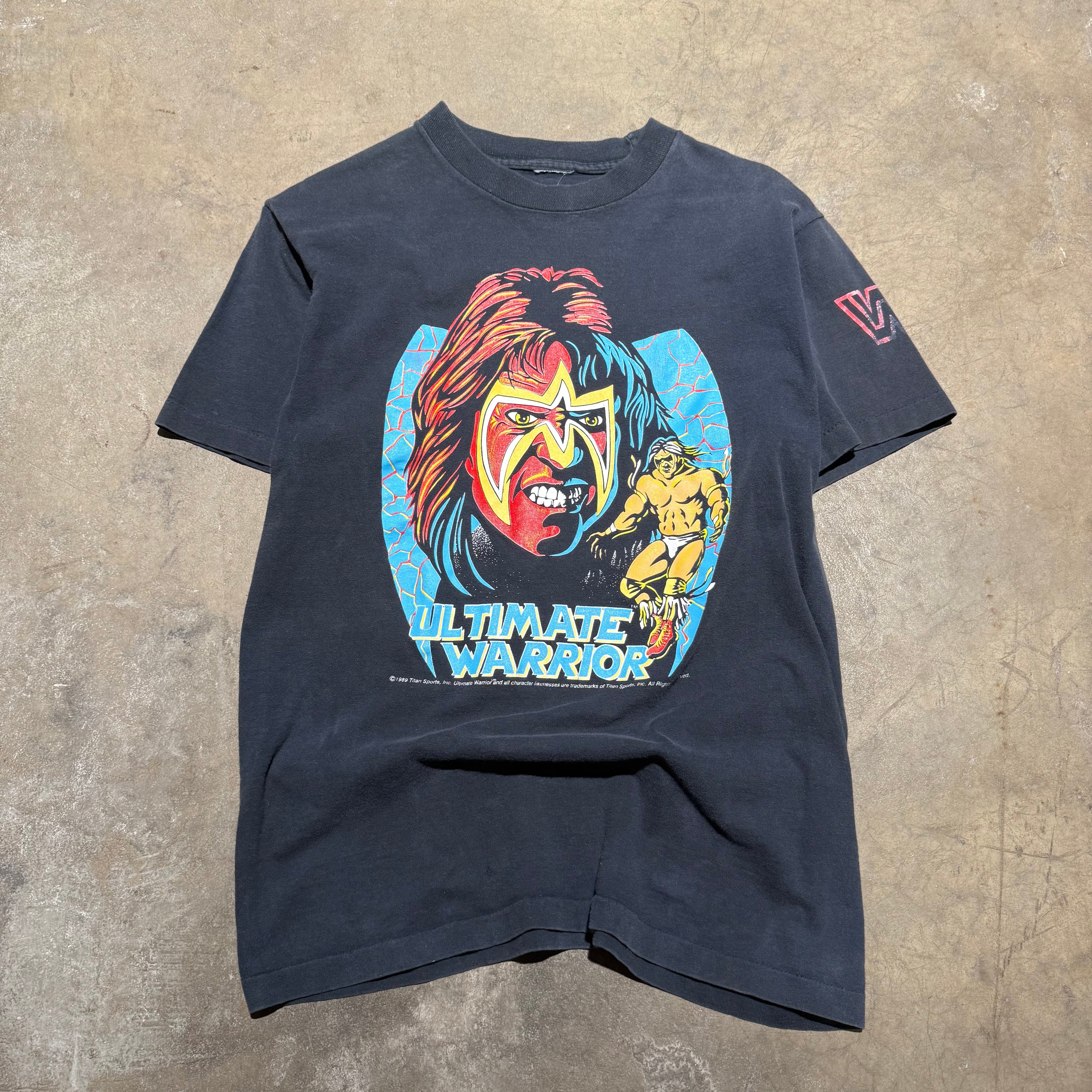 size medium - Vintage ' 1989 Ultimate Warrior ' tee