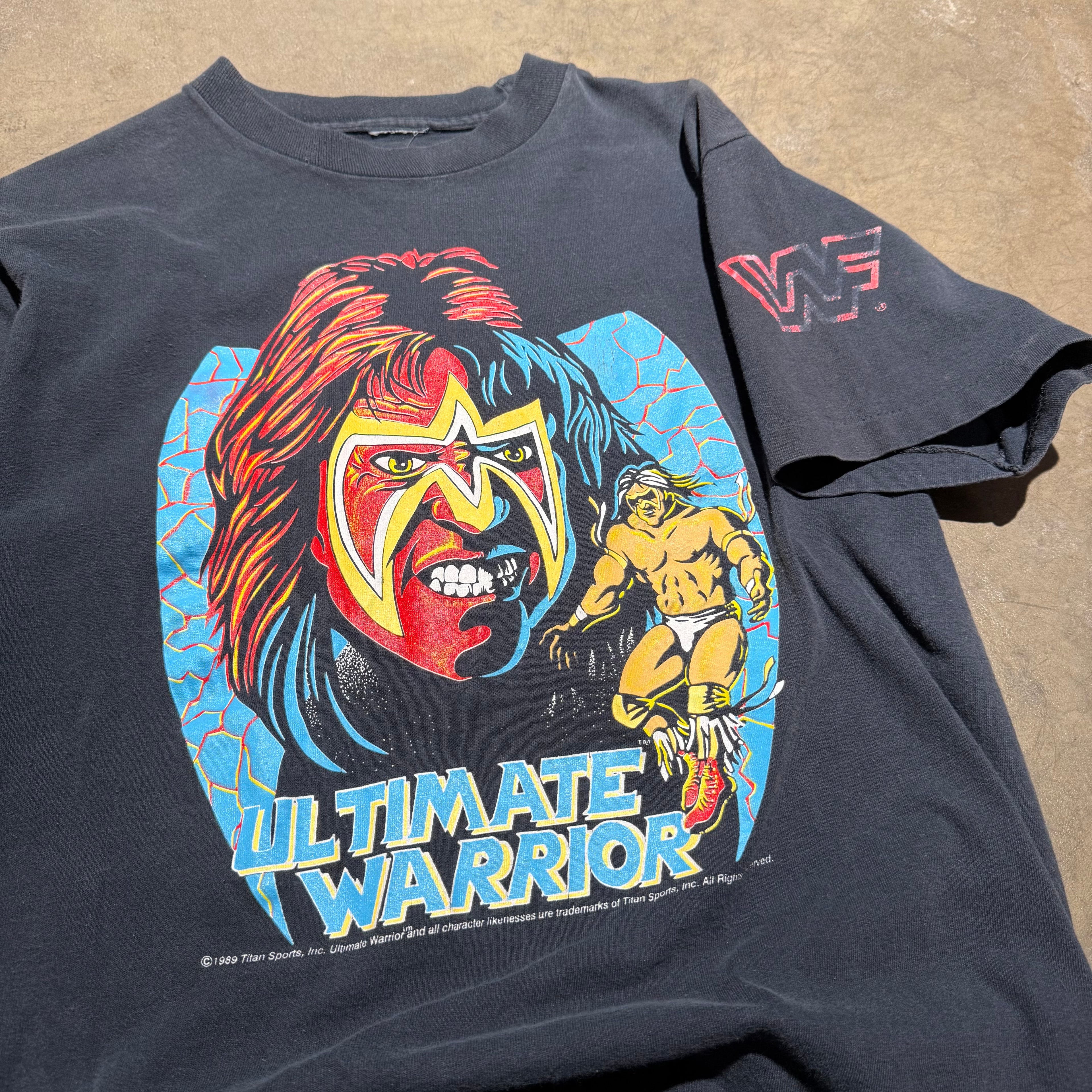 size medium - Vintage ' 1989 Ultimate Warrior ' tee