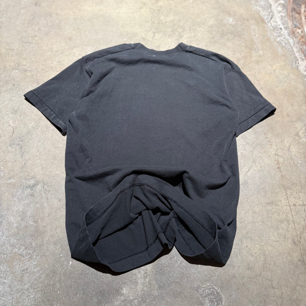 size medium - Vintage ' 1995 Black Belt Karate ' tee