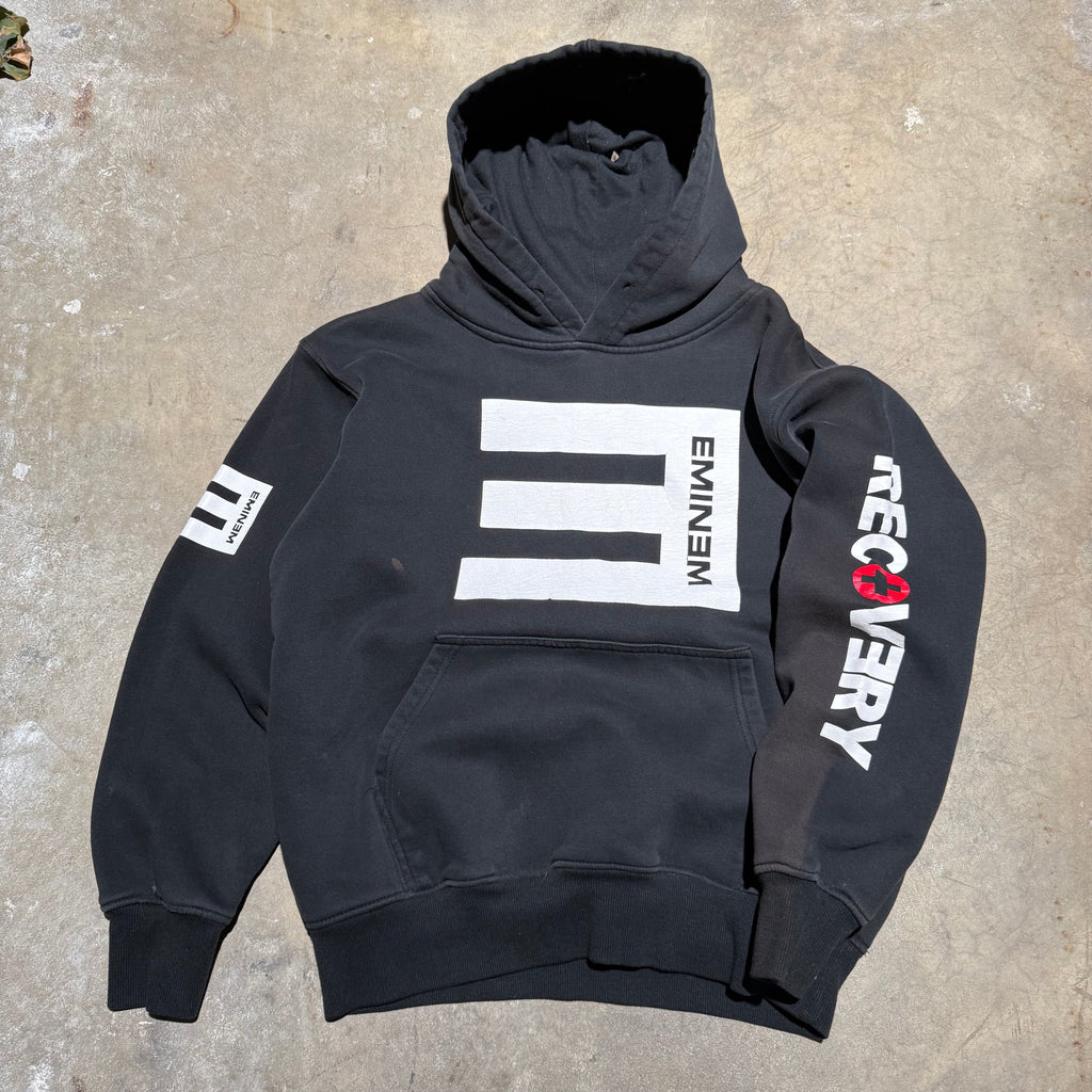 size medium - Vintage ' Eminem Recovery ' Hoodie