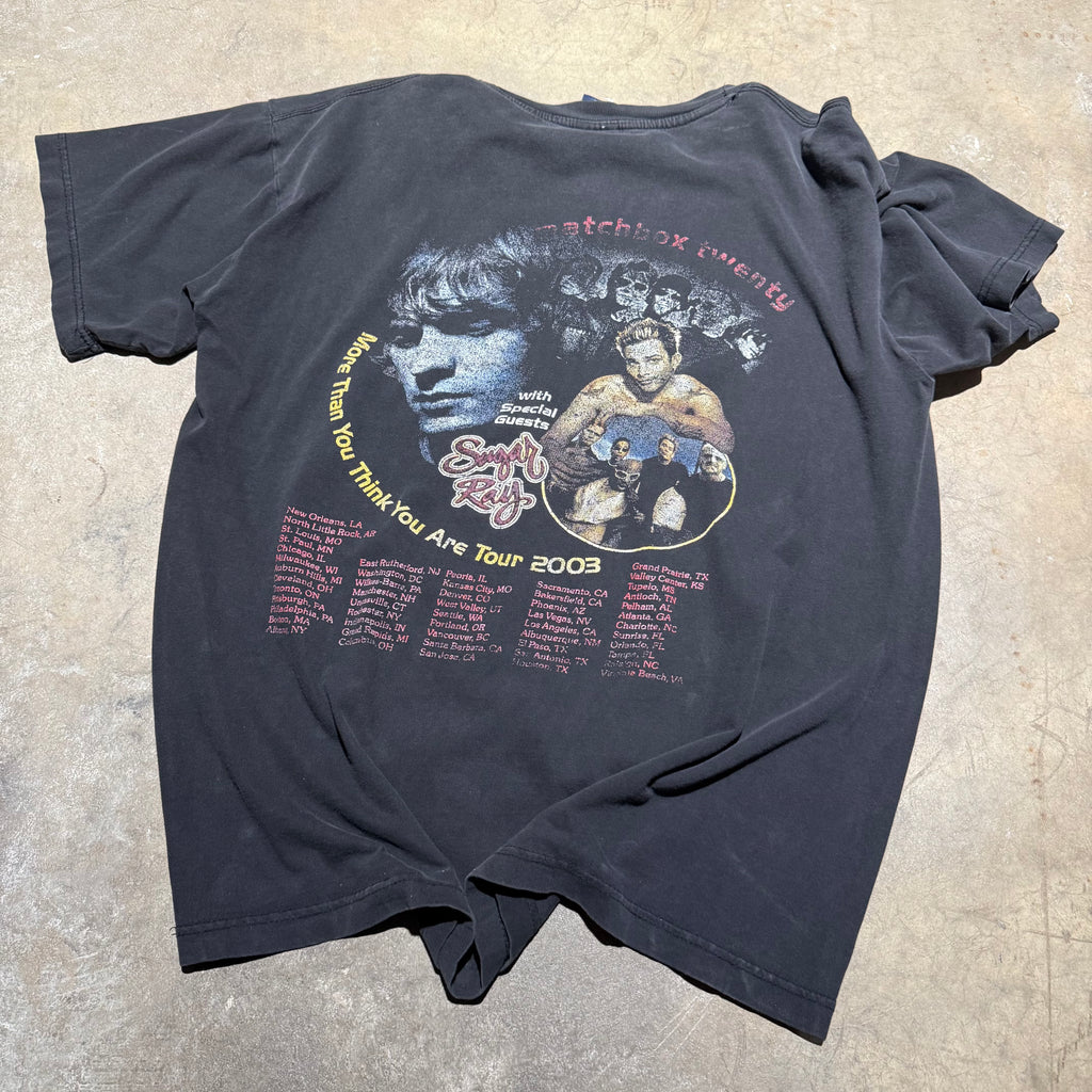 size large - Vintage ' 2003 Matchbox Twenty Sugar Ray Tour ' Band Tee