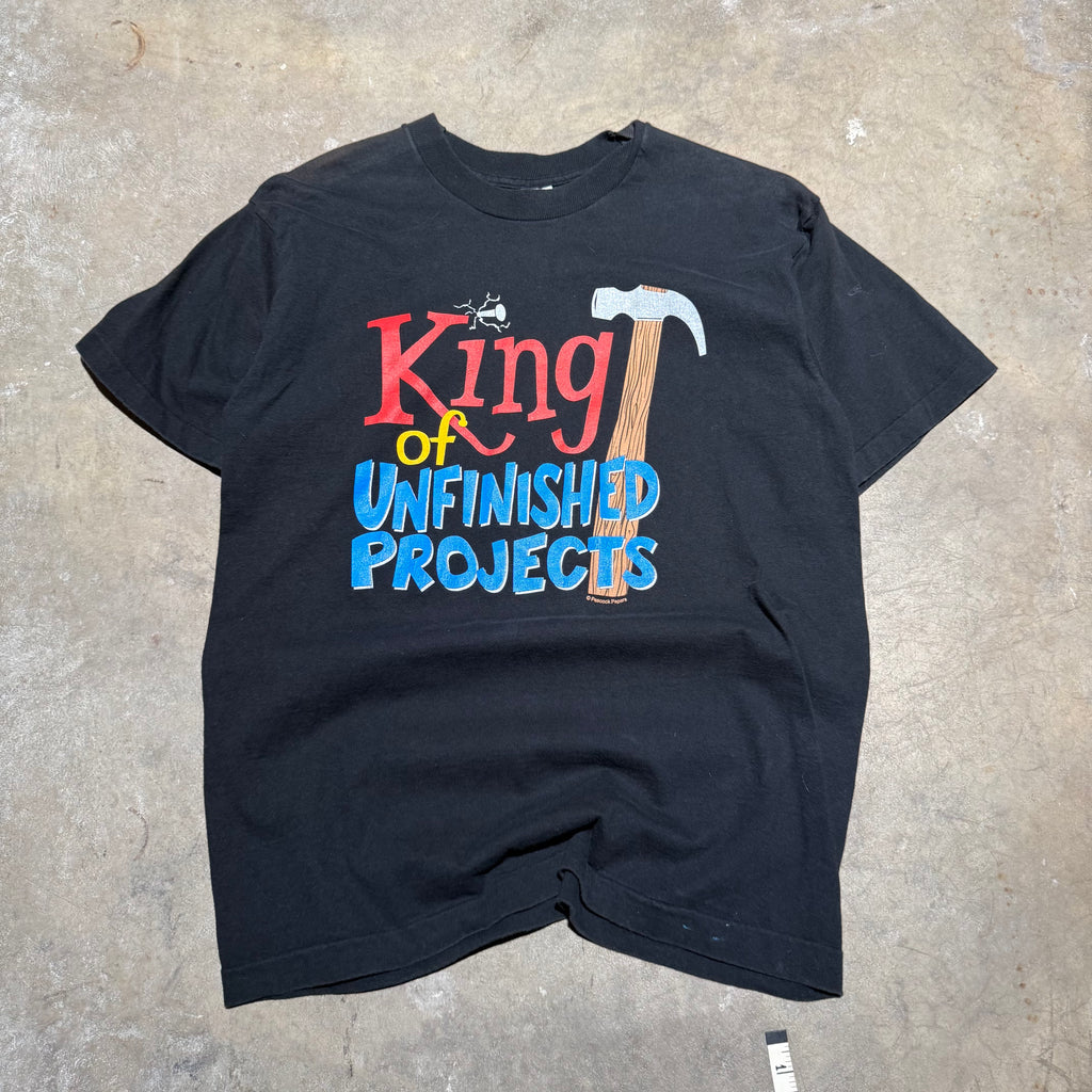 size xl - Vintage ' King of Unfinished Projects ' Tee
