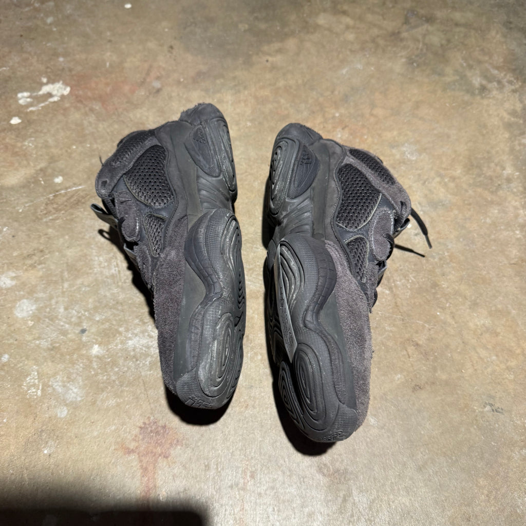 size 10.5 - Yeezy 500 ' Utility Black '