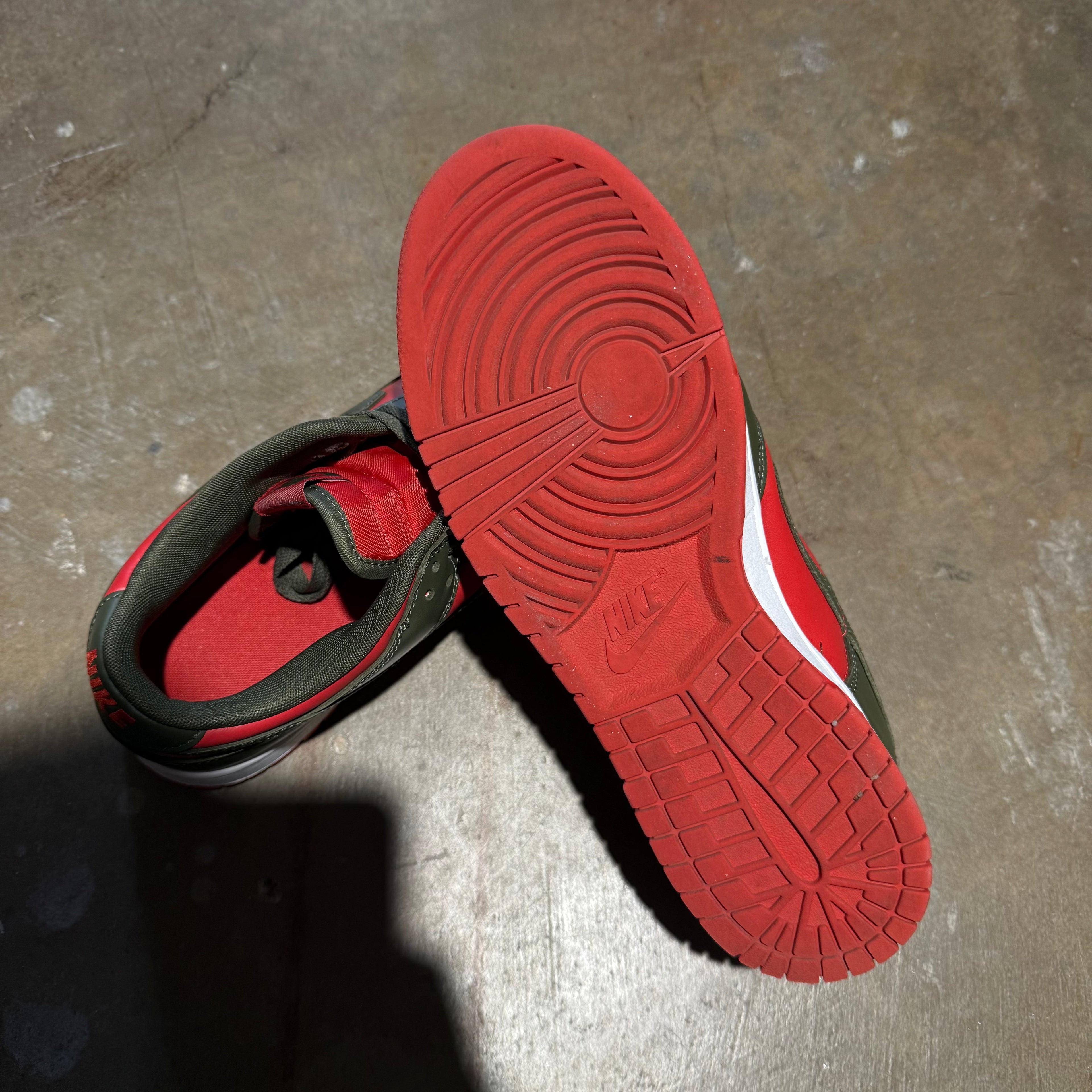 size 10.5 - Dunk Low ' Cargo Khaki '